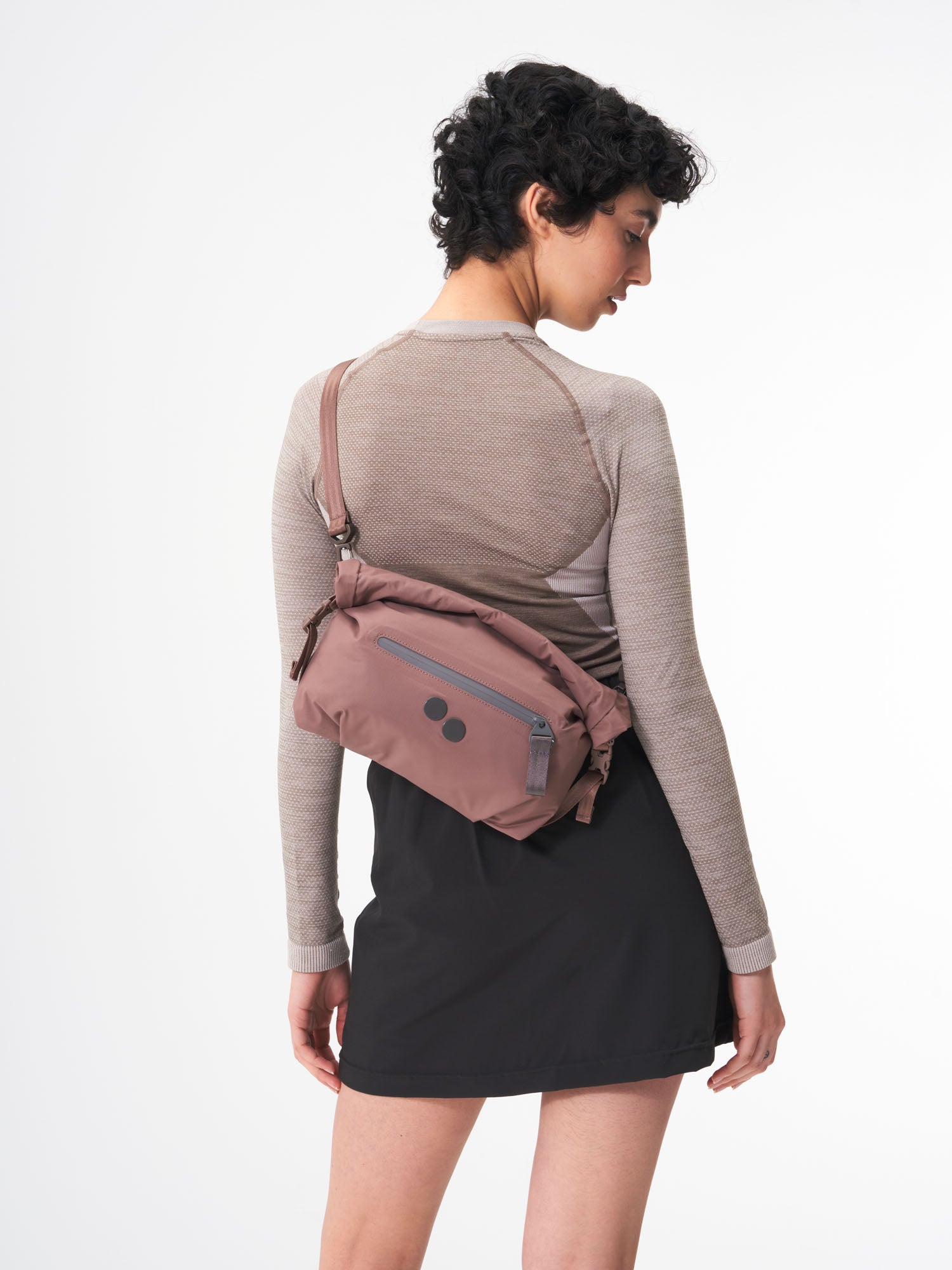 pinqponq-Aksel-Pure-Mauve-model-female-front