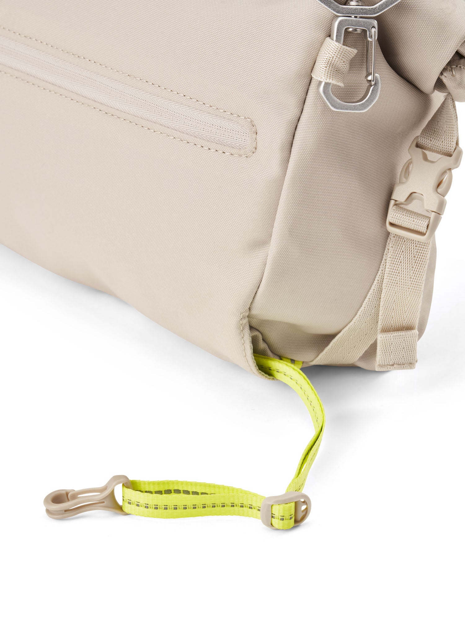 -- 70059-pinqponq-Aksel-Cliff-Beige-closeup-detail