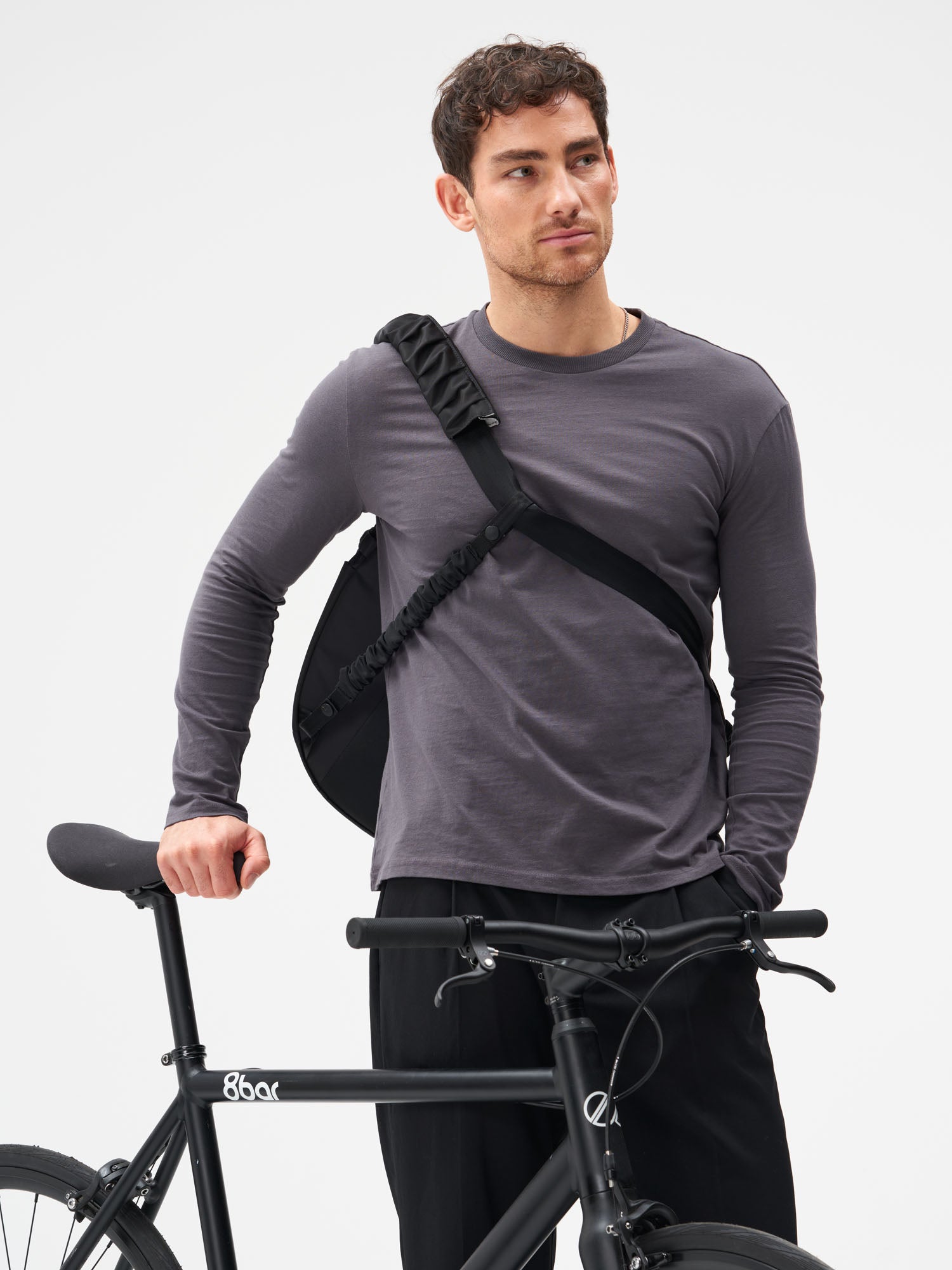 Krumm Large - Glazed Black