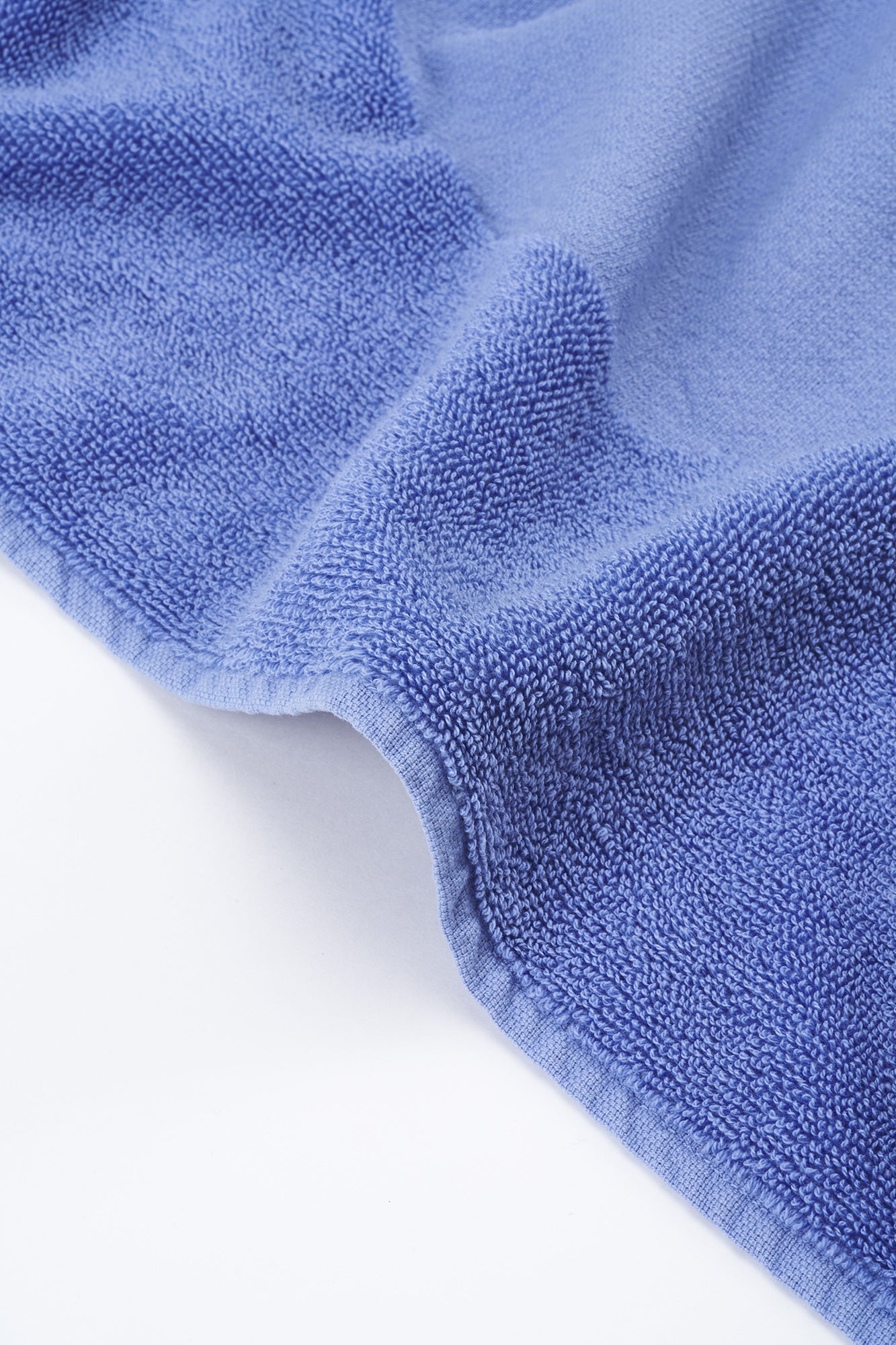 pinqponq-Beach-Towel-Pool-Blue-closeup-material