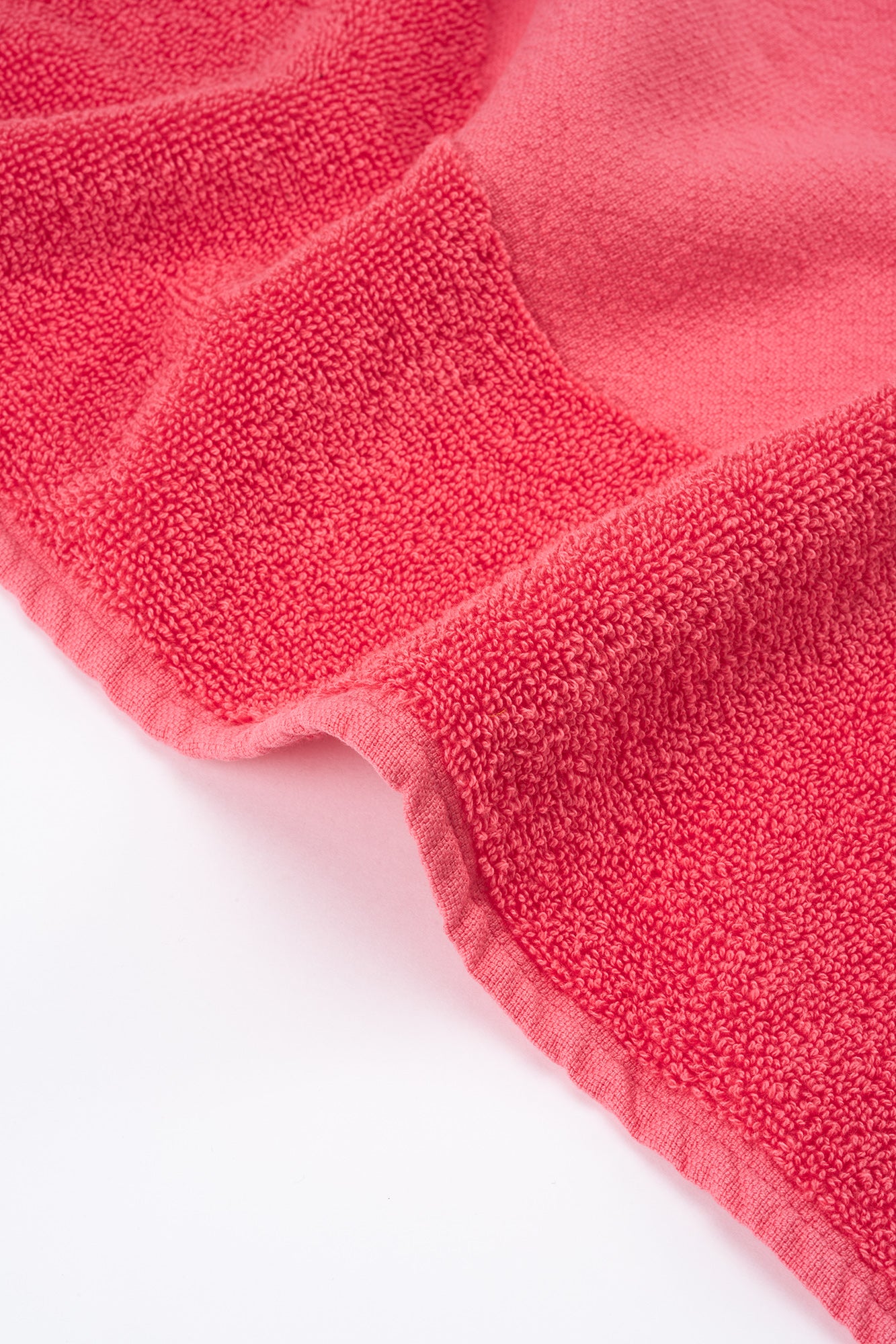 pinqponq-Beach-Towel-Watermelon-Pink-closeup-material