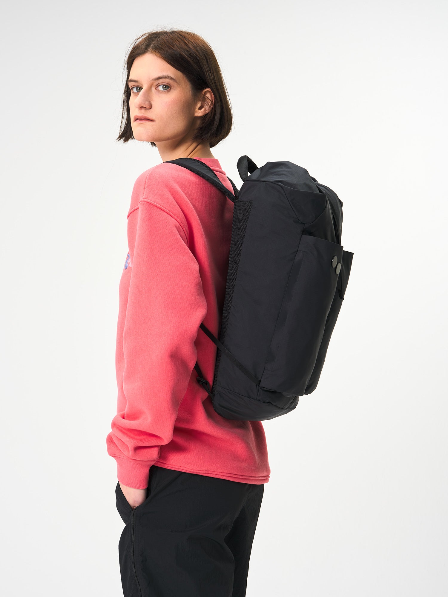 pinqponq-backpack-Dukek-Pure-Black-model-side