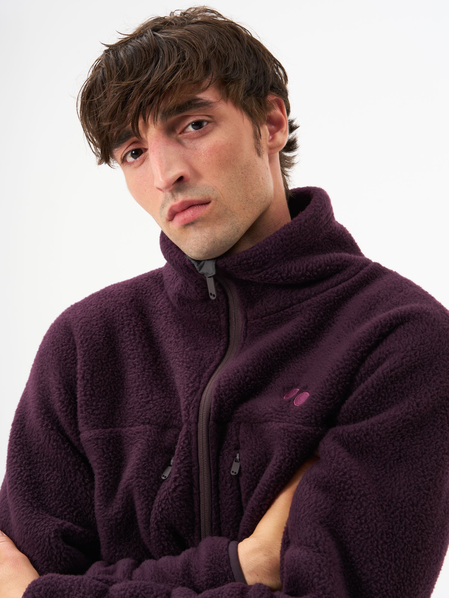 pinqponq-Fleece-Jacket-Men-Midnight-Plum-model-front-detail