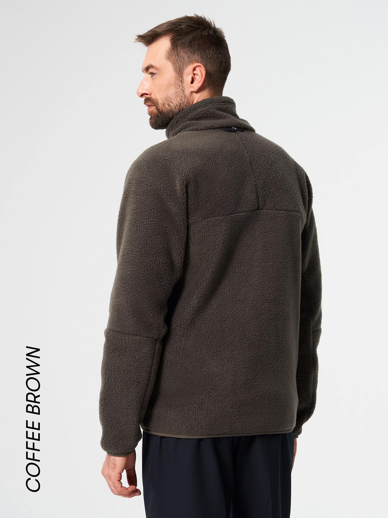 pinqponq-Fleece-Jacket-Unisex-Graphite-Grey-model-back