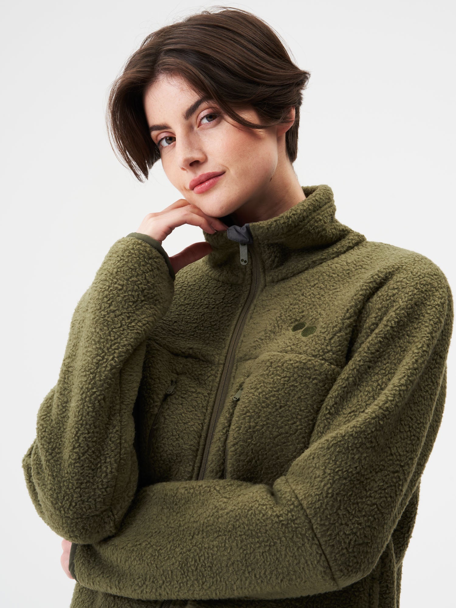 pinqponq-Fleece-Jacket-Women-Eternal-Olive-model-front-detail