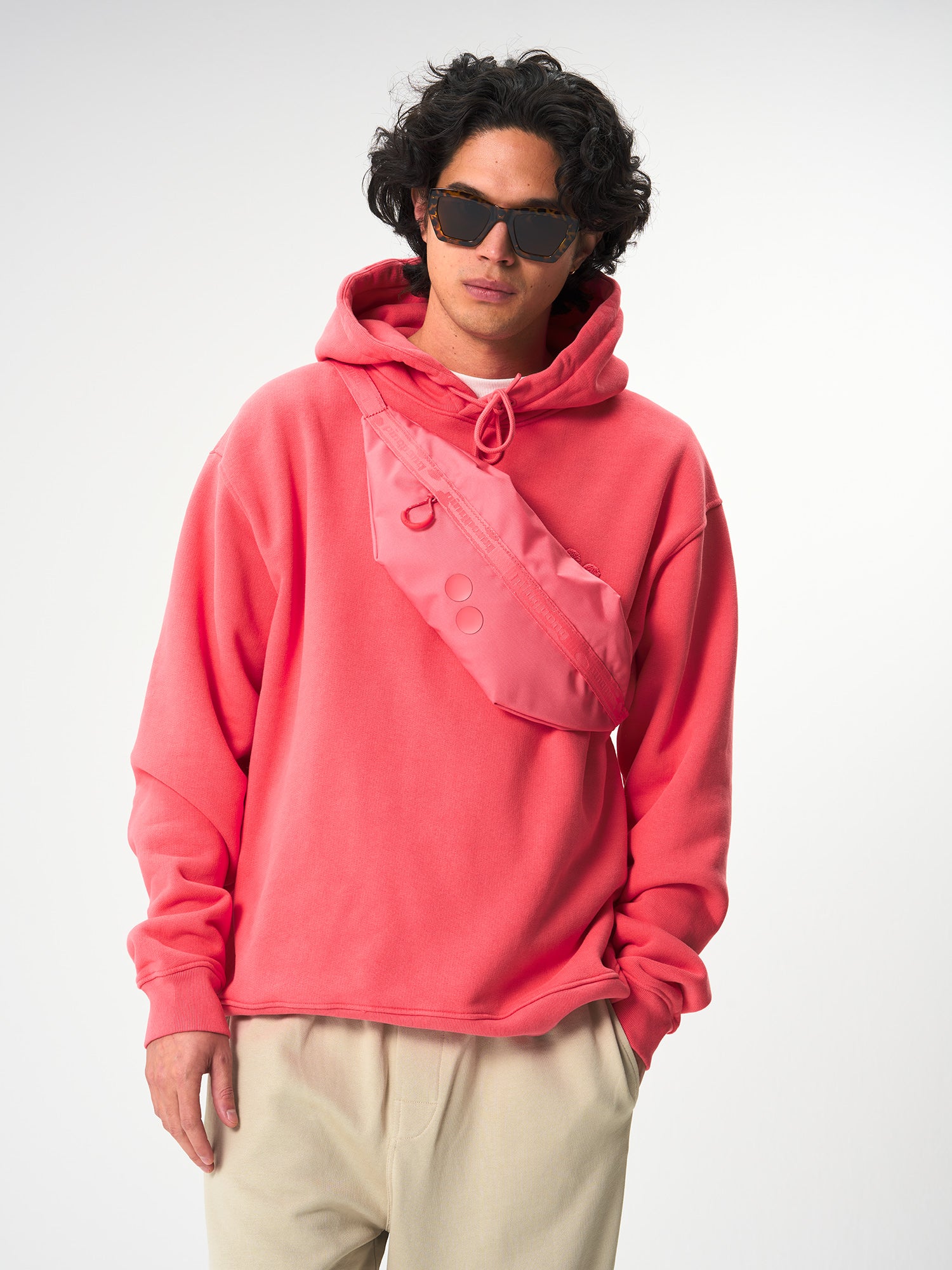pinqponq-Brik-Watermelon-Pink-model-front