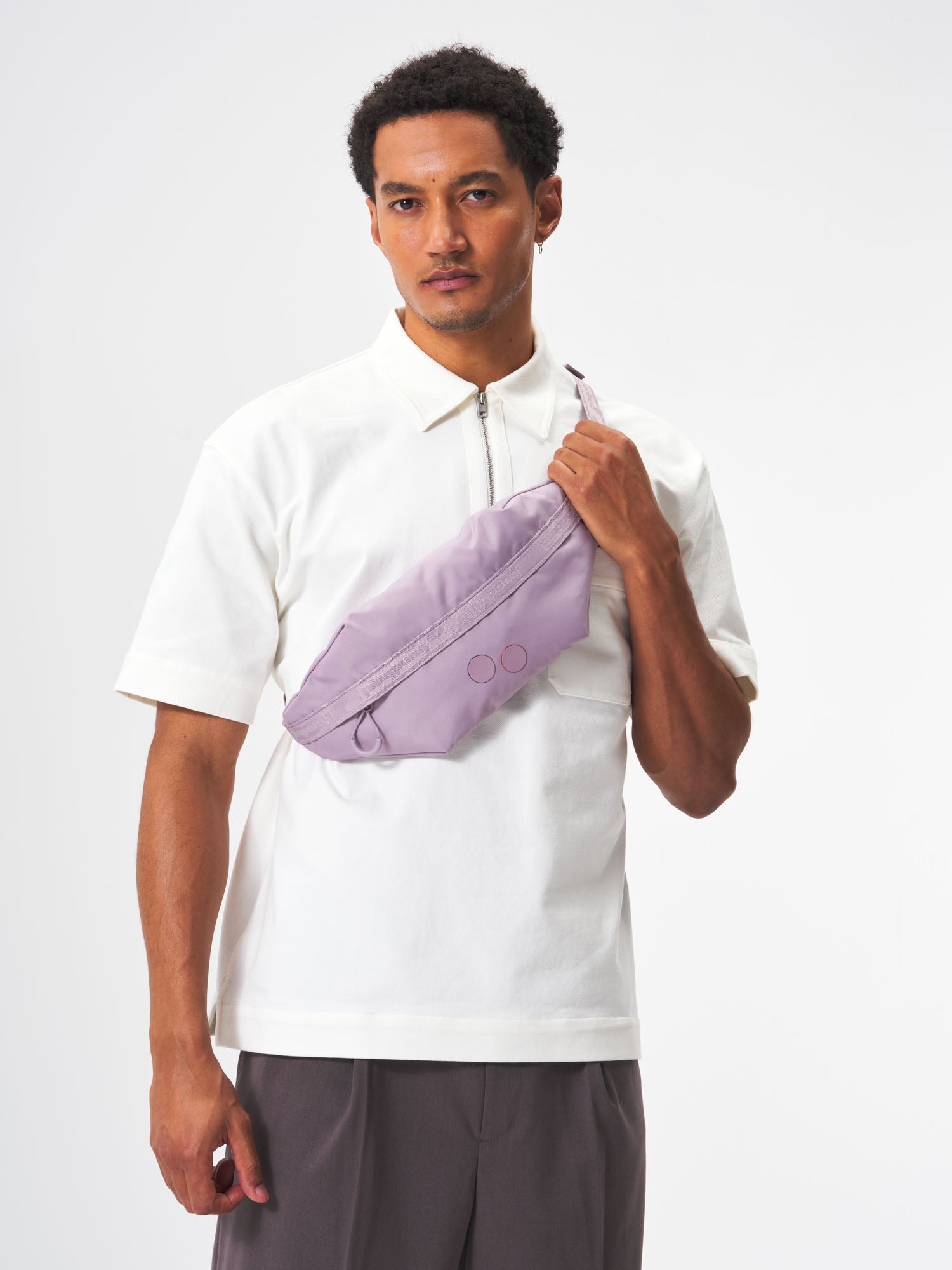pinqponq-Brik-Dawn-Lilac-model-male-front