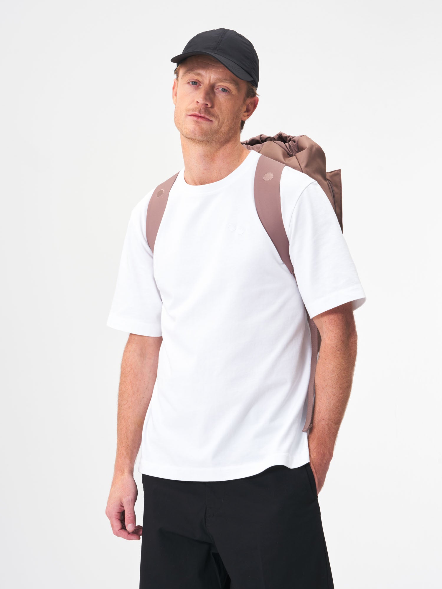 pinqponq-Kalm-Dusted-Mauve-model-back