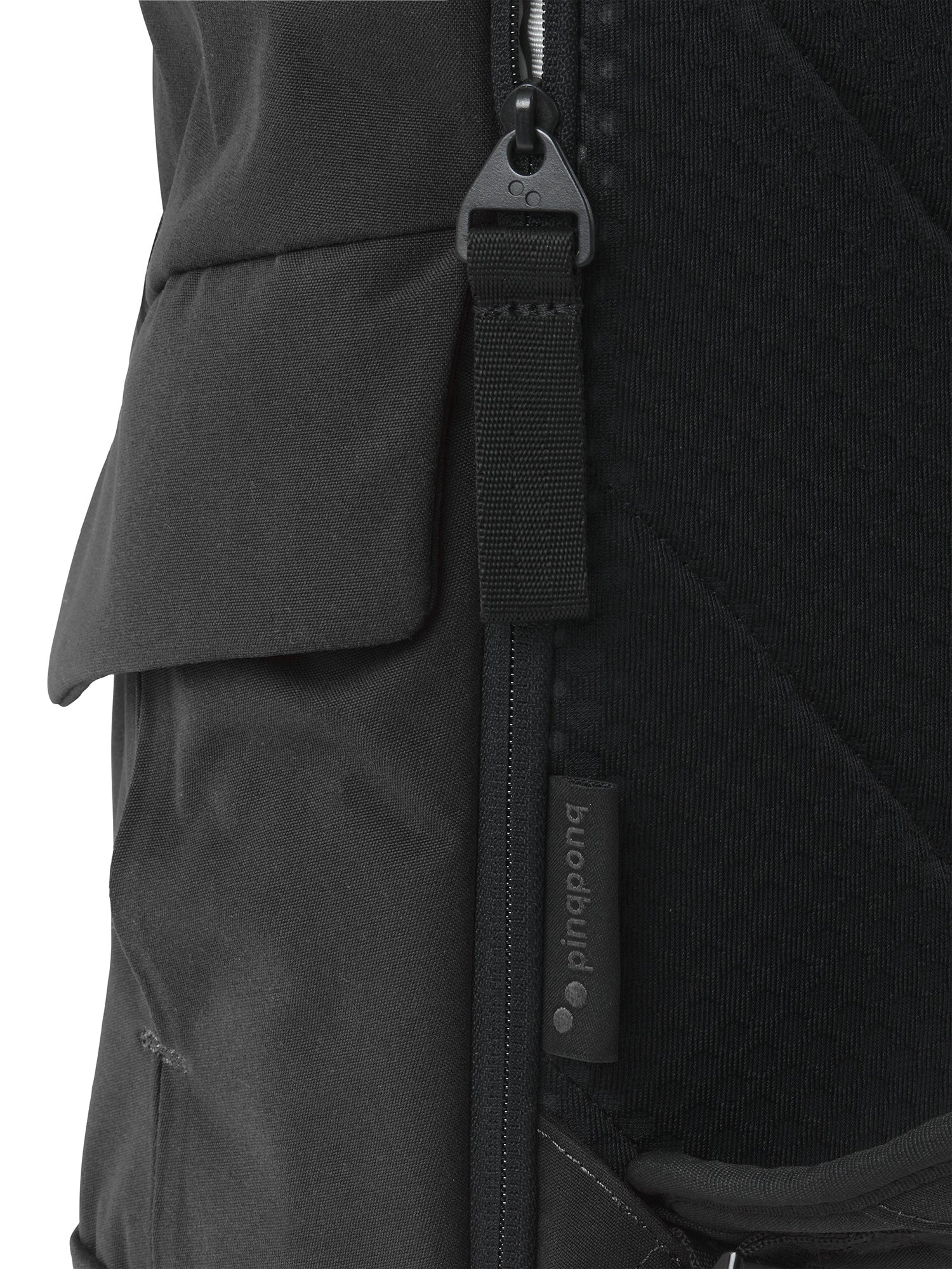 pinqponq-Kross-Solid-Black-details