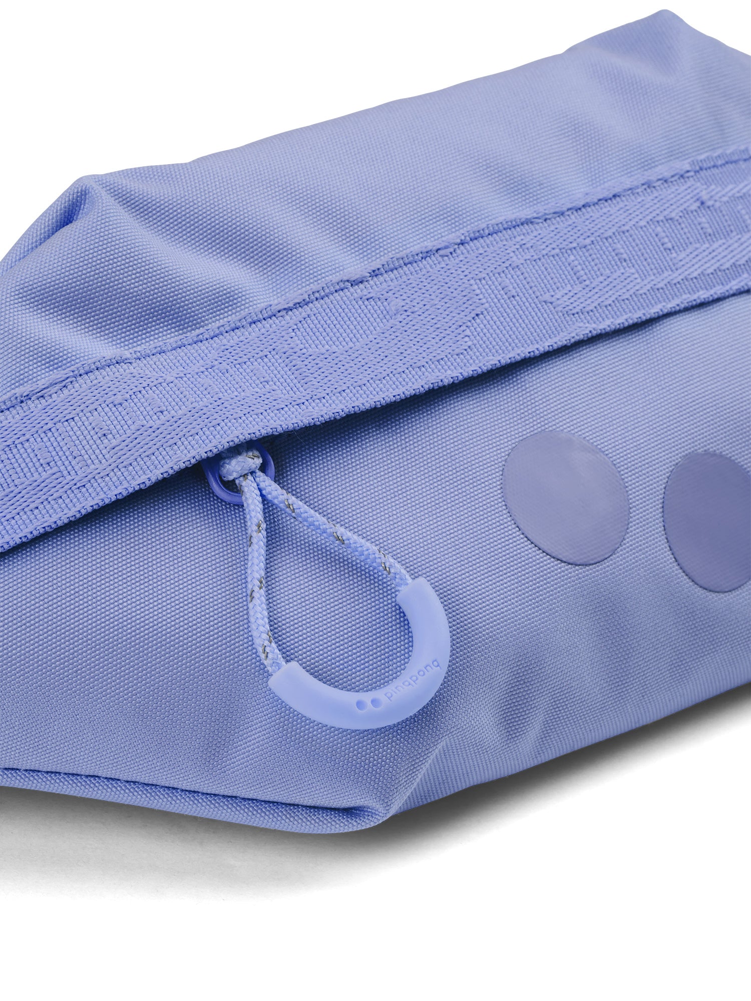 pinqponq-Nik-Pool-Blue-closeup-detail