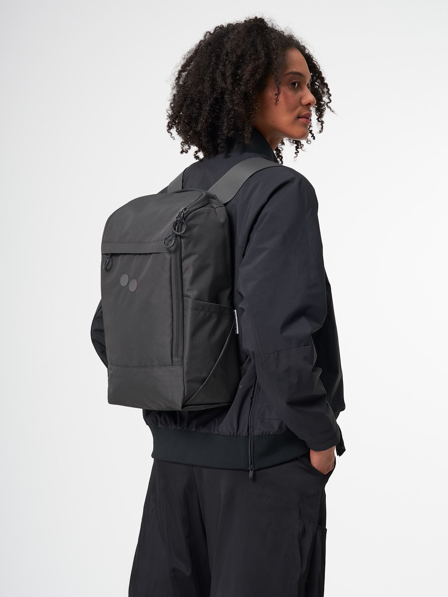 pinqponq-Purik-Deep-Anthra-model-front