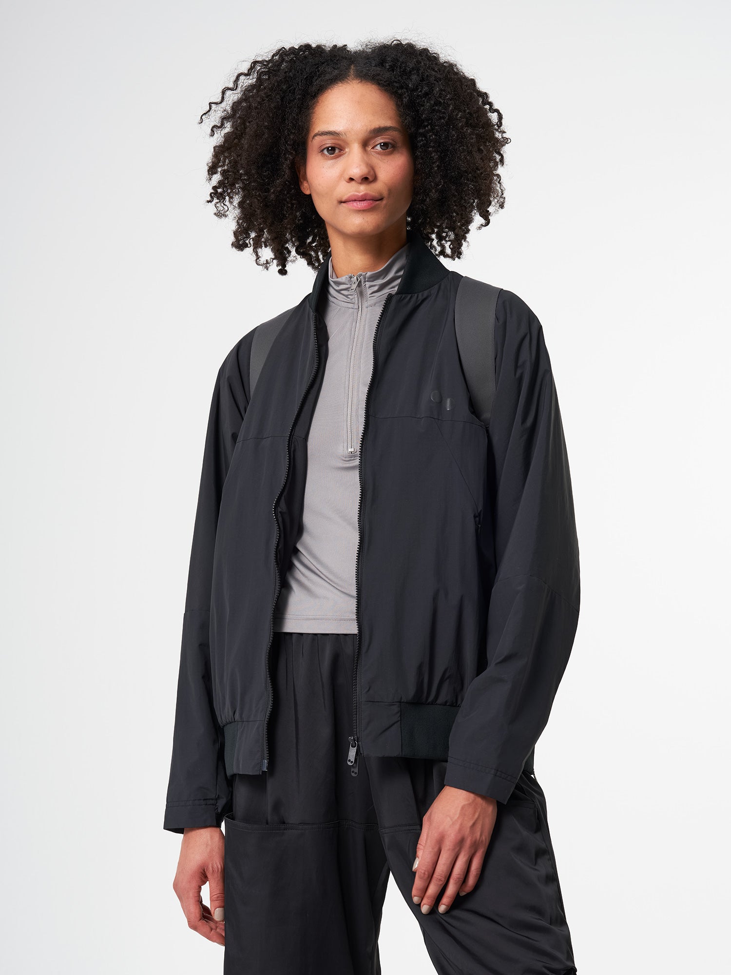 pinqponq-Purik-Deep-Anthra-model-back