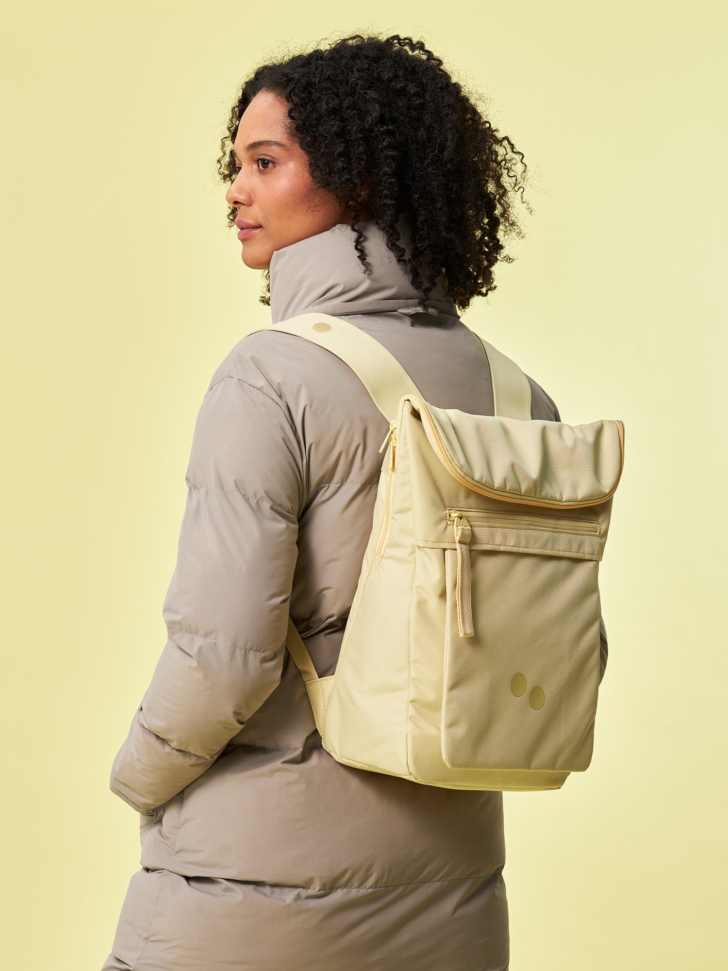 pinqponq-Klak-Buttercream-Yellow-model-back