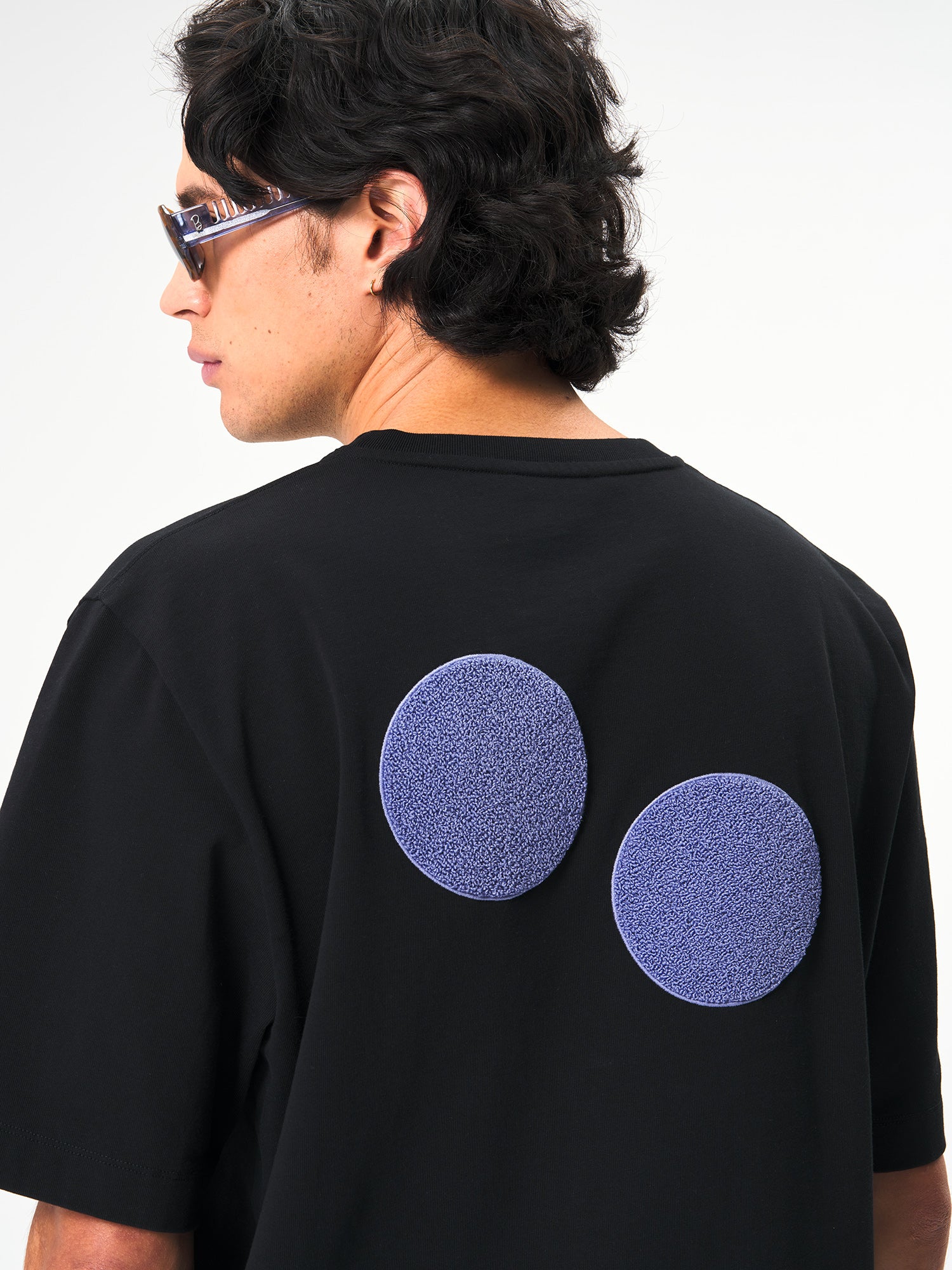 pinqponq-Tshirt-Cotton-Graphic-Men-Black-Frottee-Pool-model-back-detail