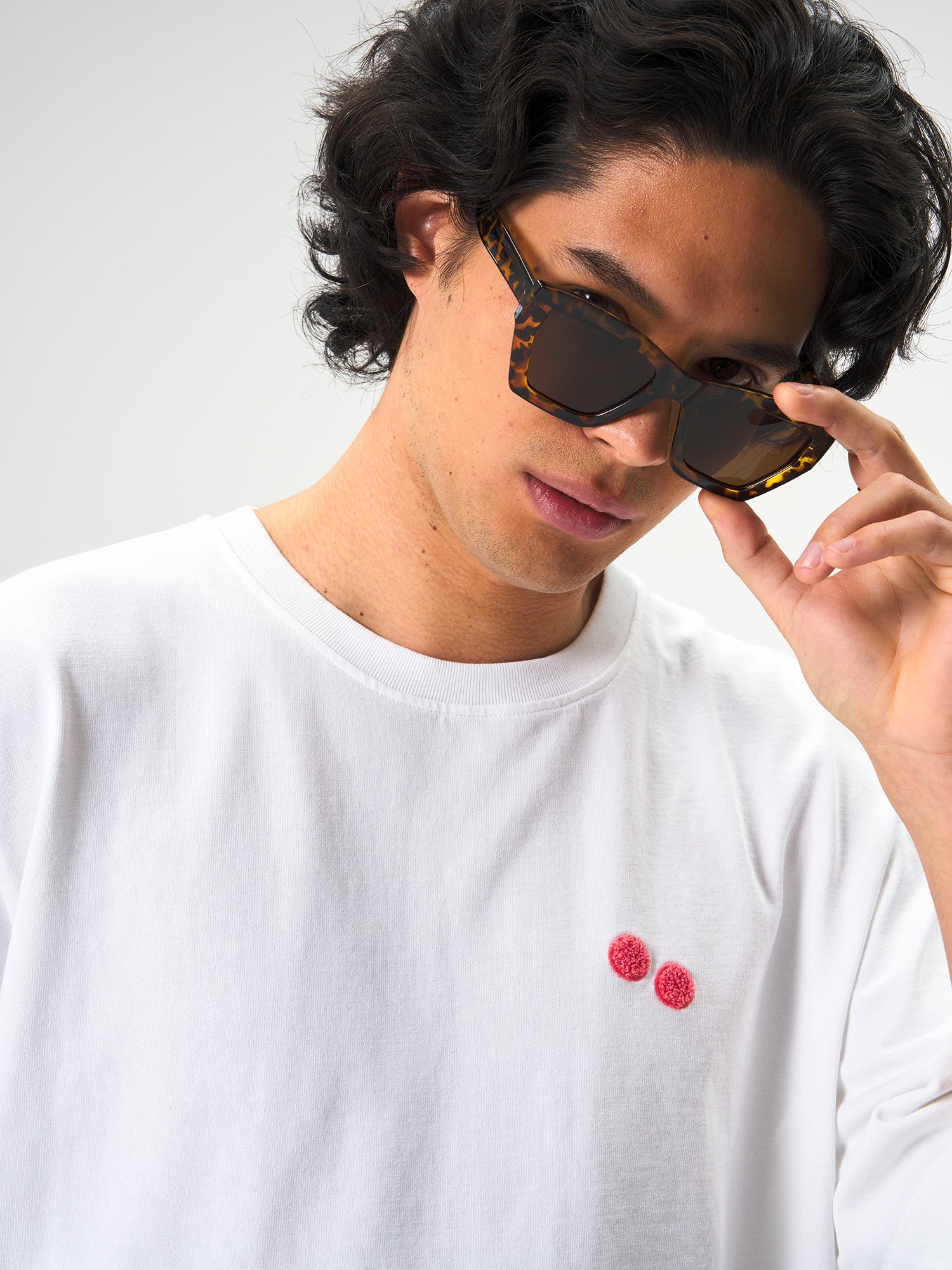 pinqponq-Tshirt-Cotton-Graphic-Men-White-Frottee-Watermelon-model-front-detail