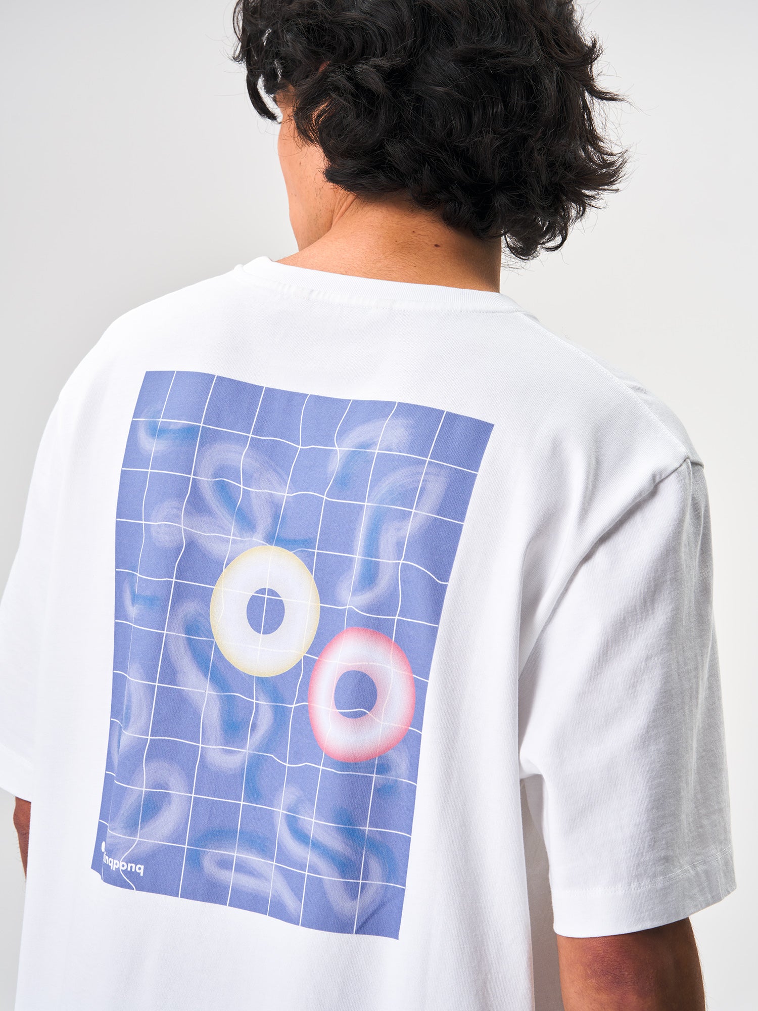 pinqponq-Tshirt-Cotton-Graphic-Men-Dandelion-White-Resort-model-back-detail