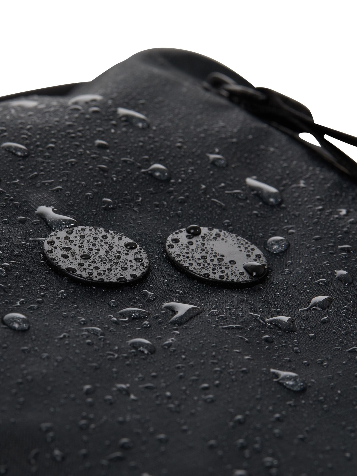pinqponq-backpack-komut-large-pure-black-water-repellent