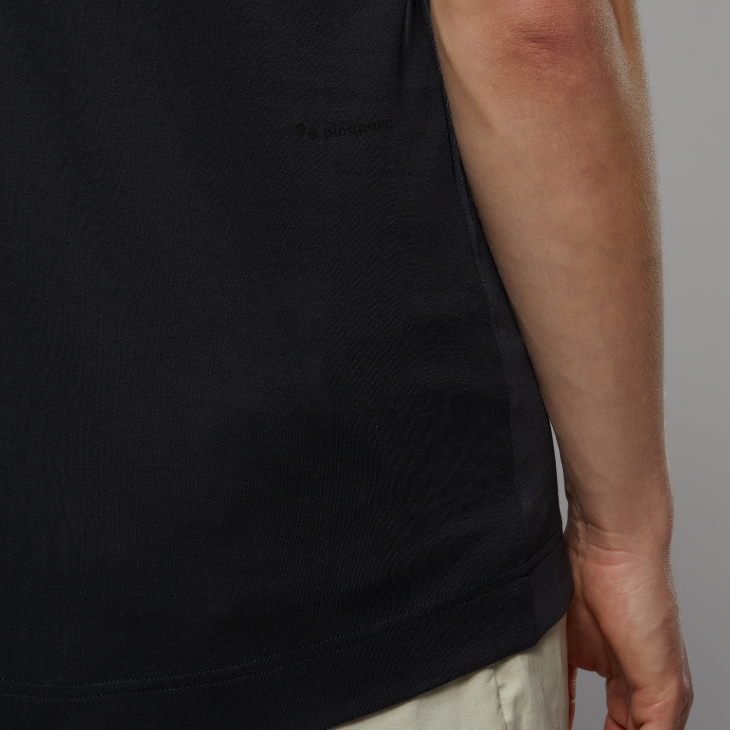 pinqponq-T-Shirt-Men-Peat-Black-unisex-detail