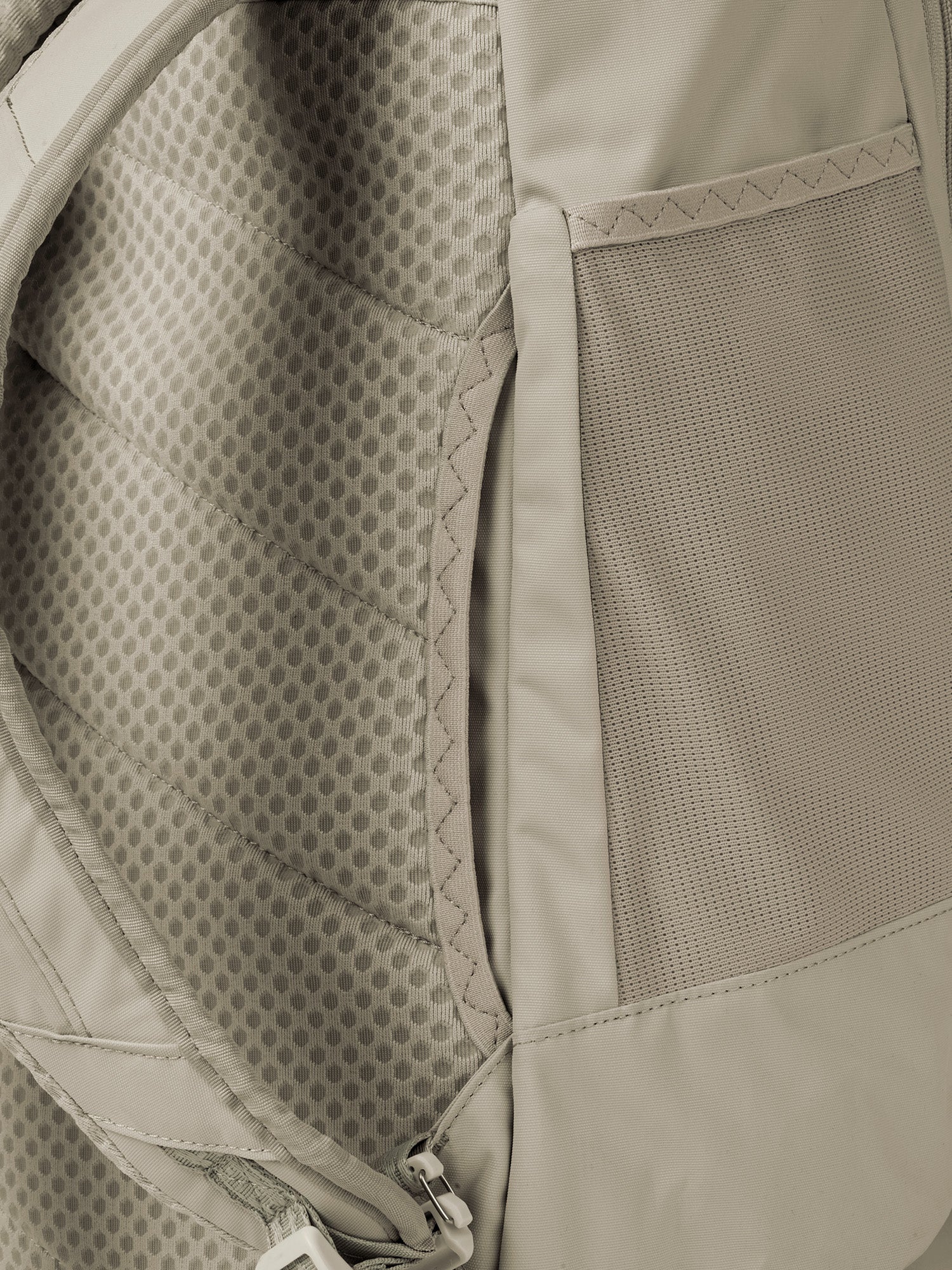 pinqponq-Blok-Medium-Reed-Olivev-closeup-detail