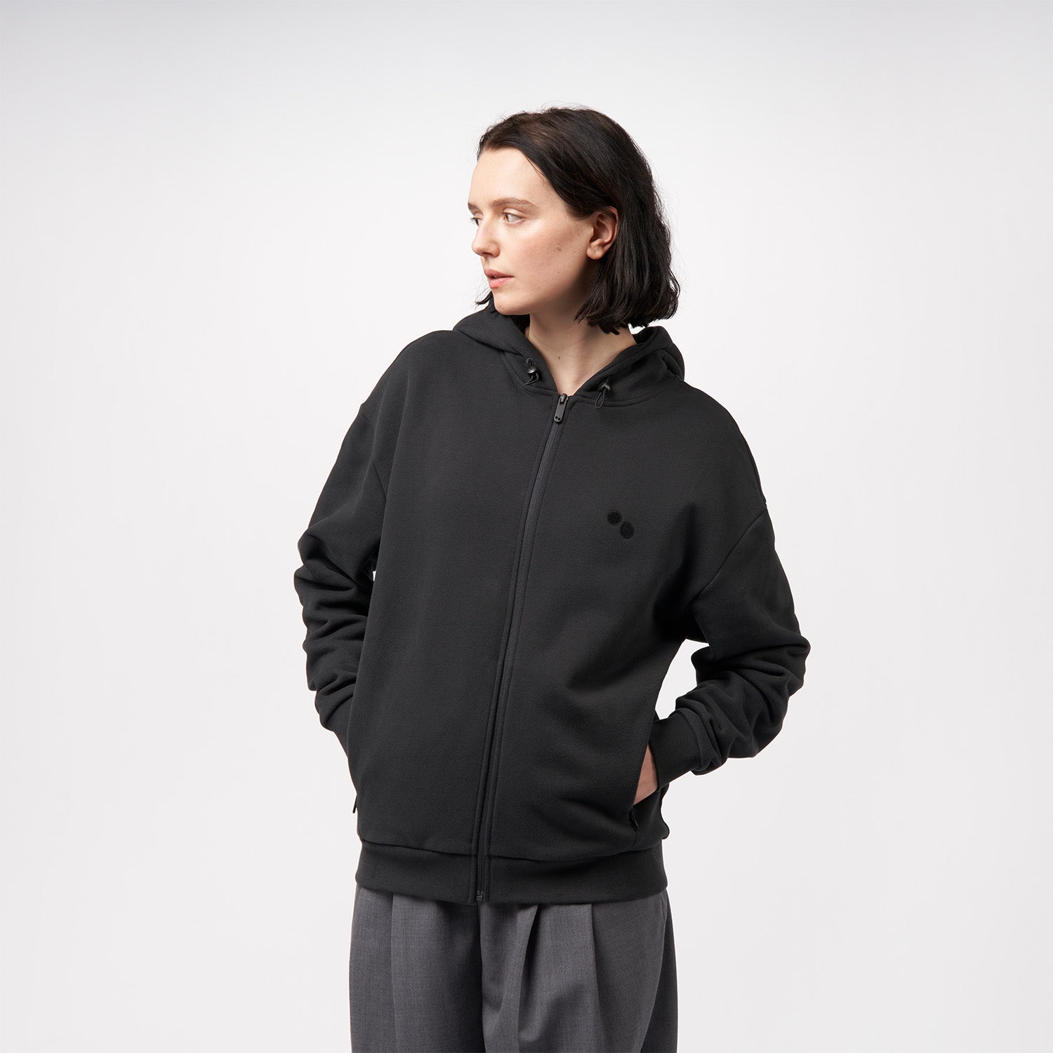 pinqponq-Zipped-Hoodie-Peat-Black-unisex-model-front