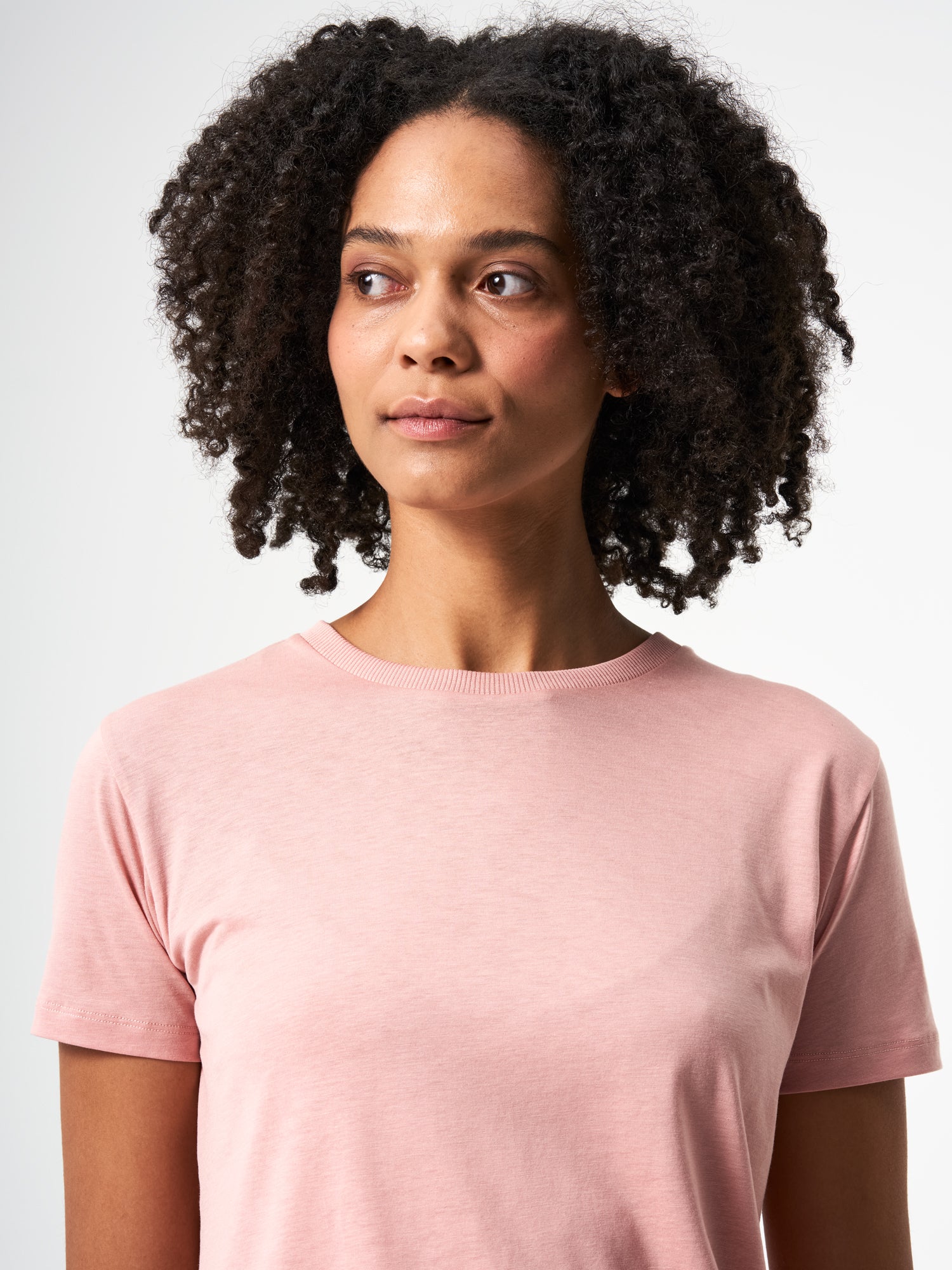 pinqponq-Tshirt-Tencel-Cotton-Women-Tone-Wooden-Pink-model-front-detail