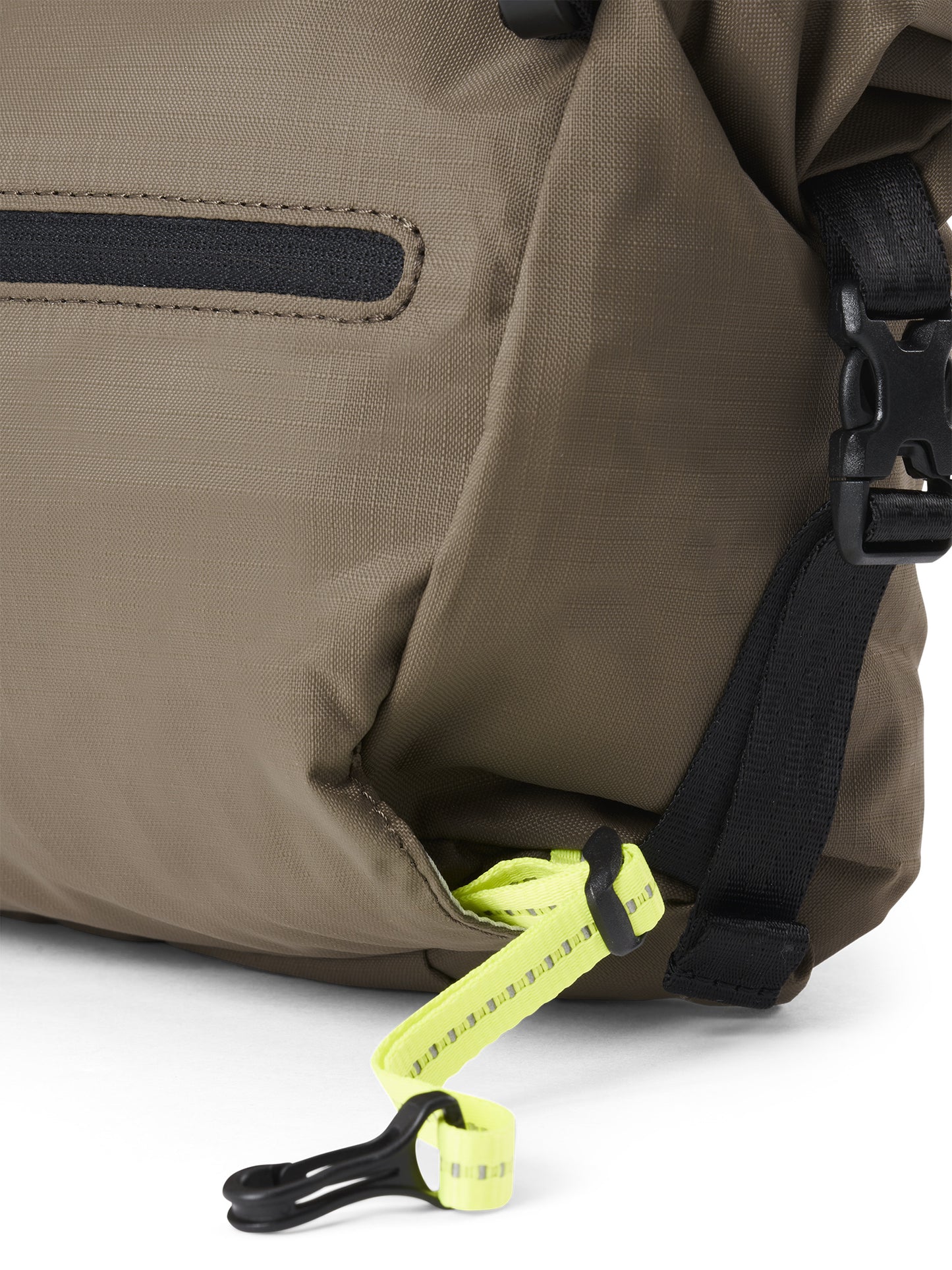 pinqponq-Aksel-Pure-Brown-details