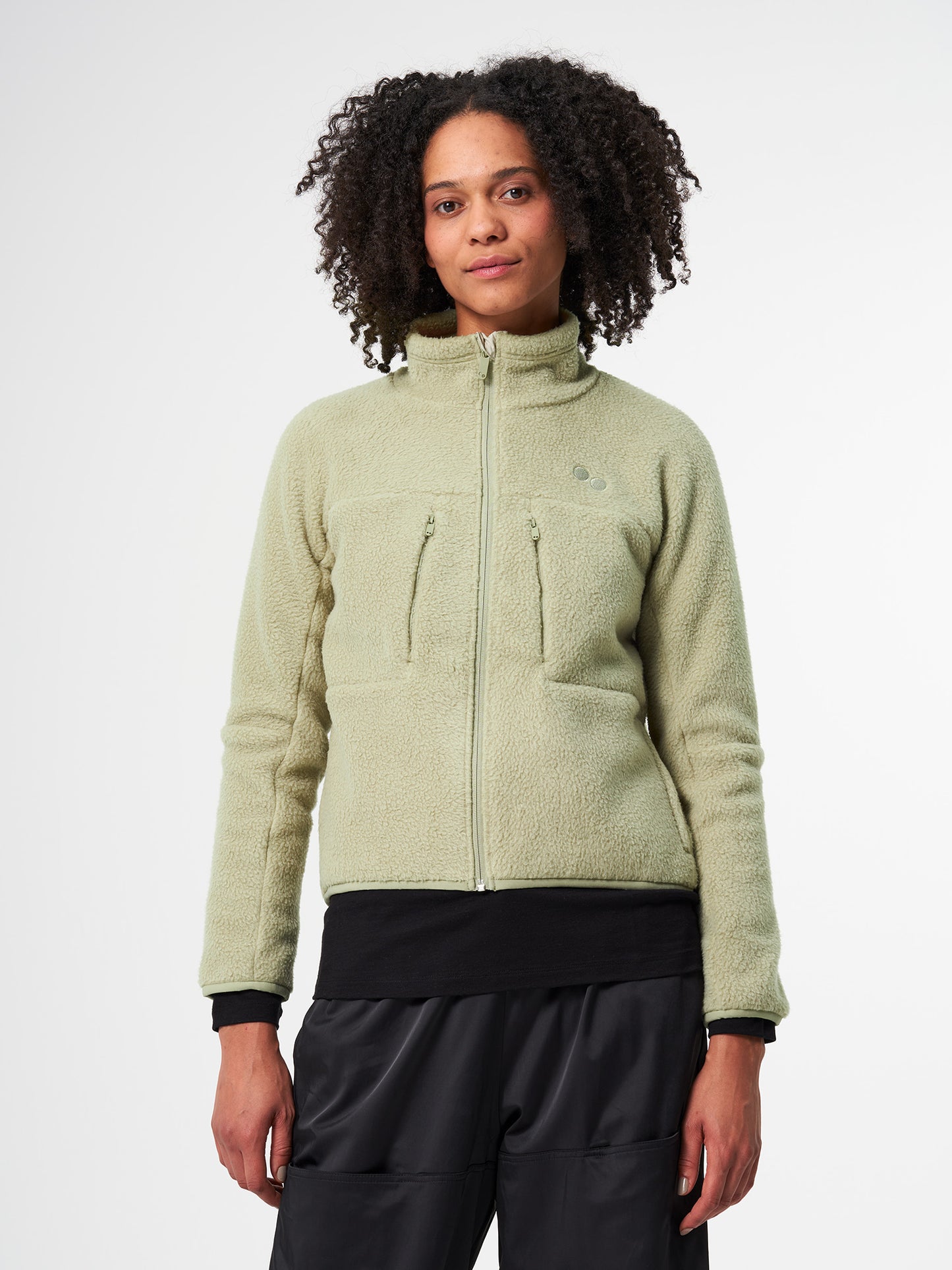 pinqponq-Fleece-Jacket-Women-Reed-Olive-model-front
