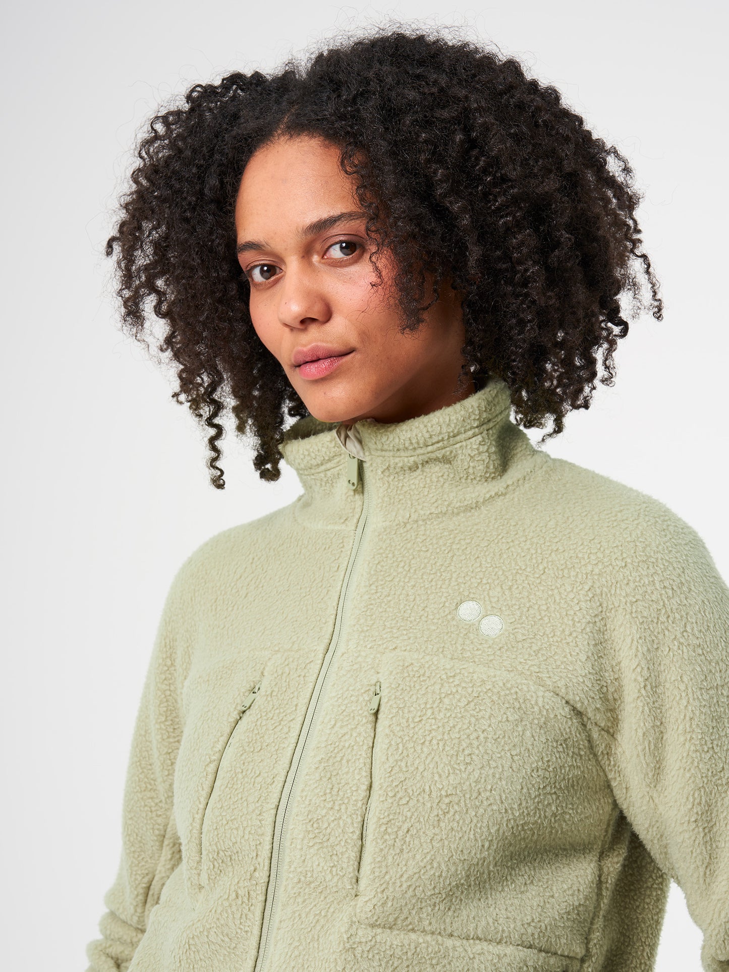 pinqponq-Fleece-Jacket-Women-Reed-Olive-model-front-detail