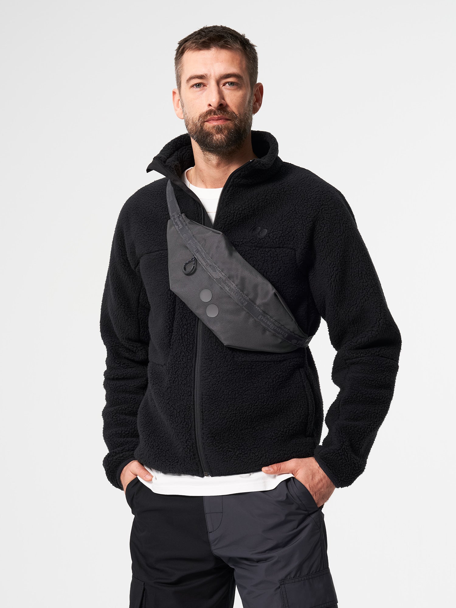 pinqponq-Brik-Deep-Anthra-model-front