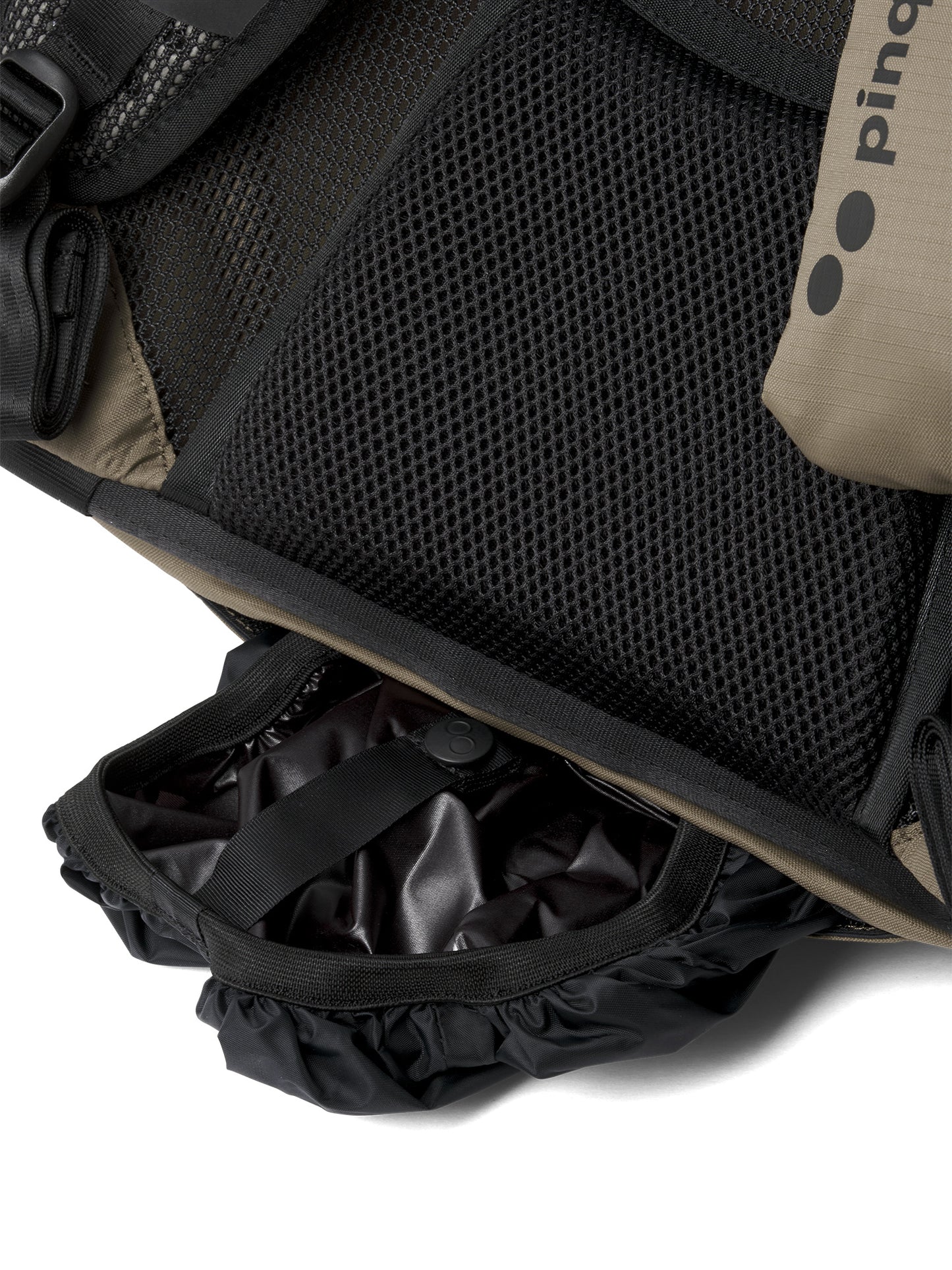 pinqponq-Komut-Large-Pure-Brown-details