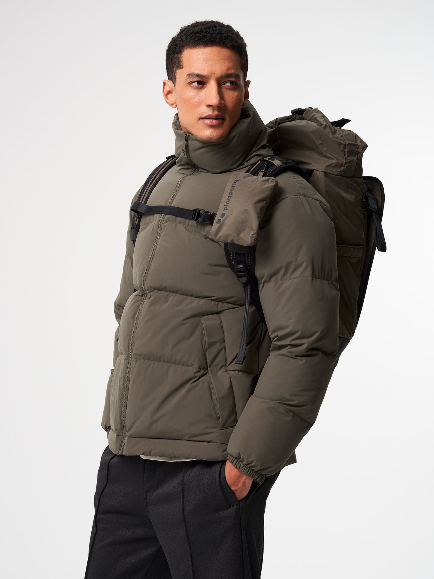 pinqponq-Komut-Large-Pure-Brown-model-front
