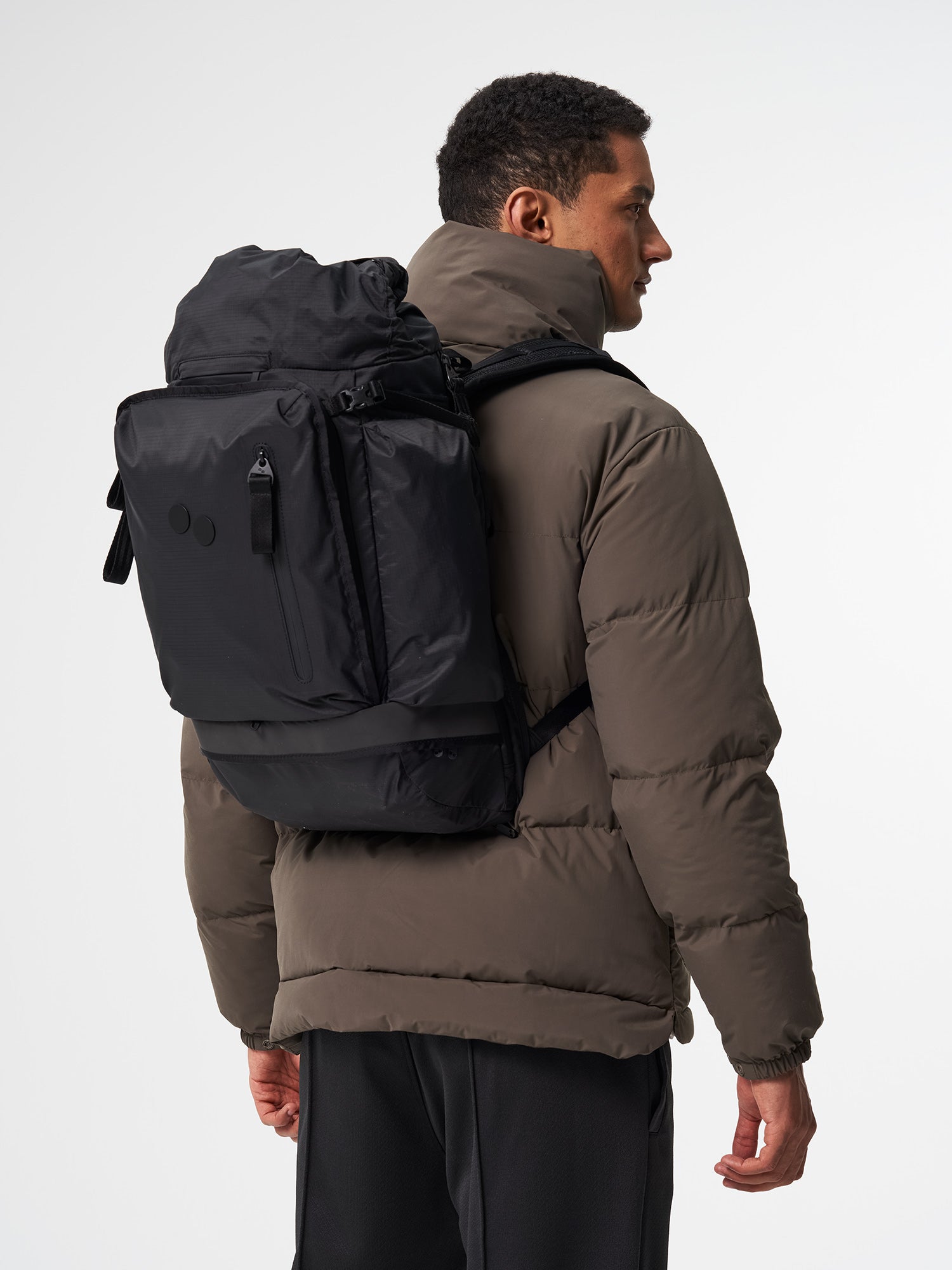 Backpacks and clothing to balance the unbalanced | pinqponq