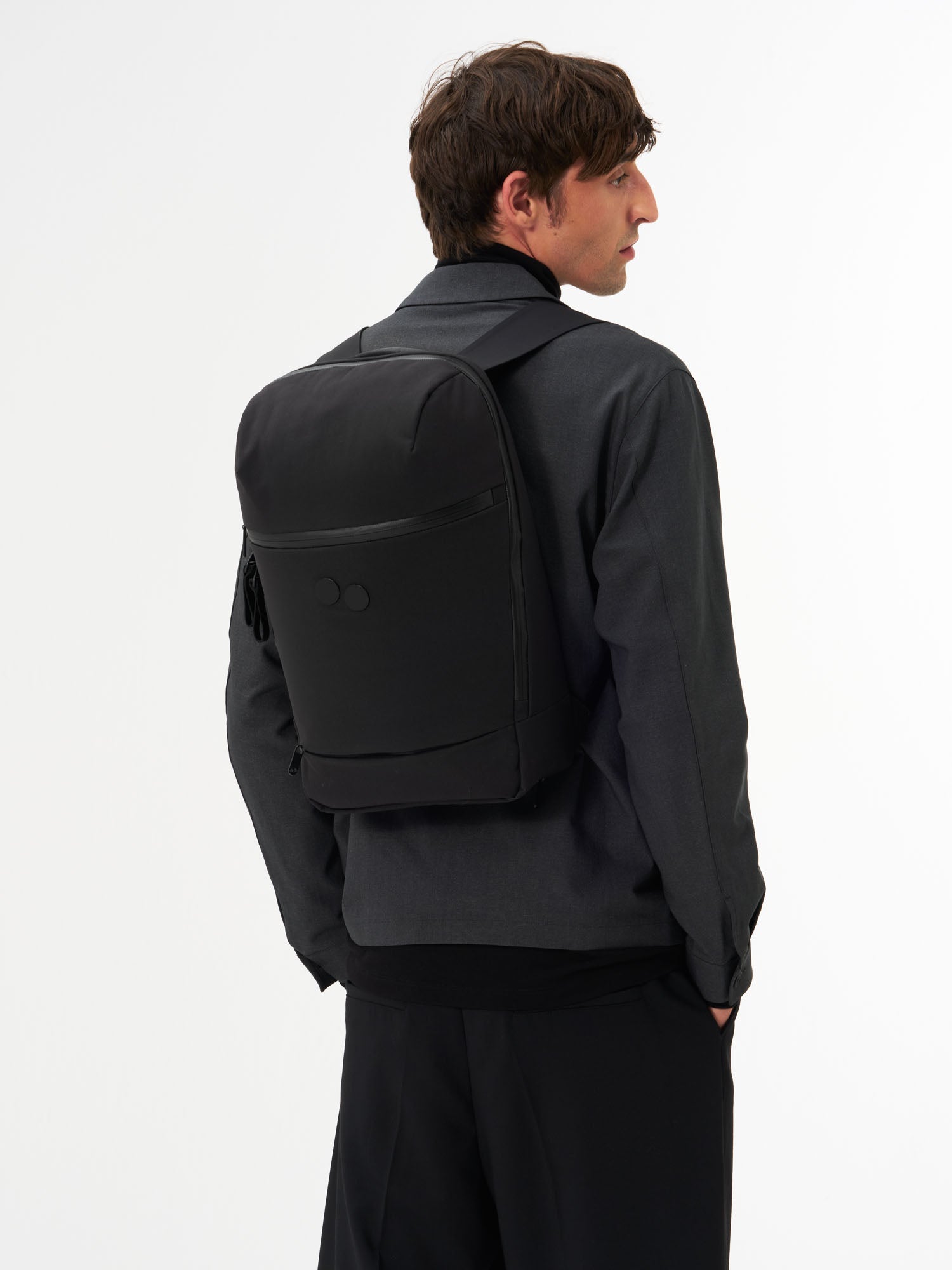 Kontor - Solid Black