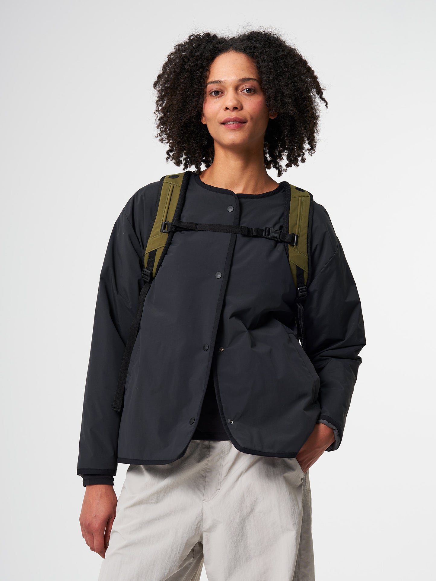 pinqponq-Kross-Solid-Olive-model-front