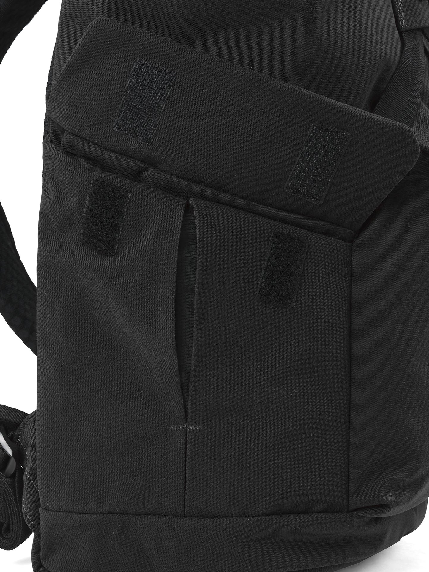 pinqponq-Kross-Solid-Black-details