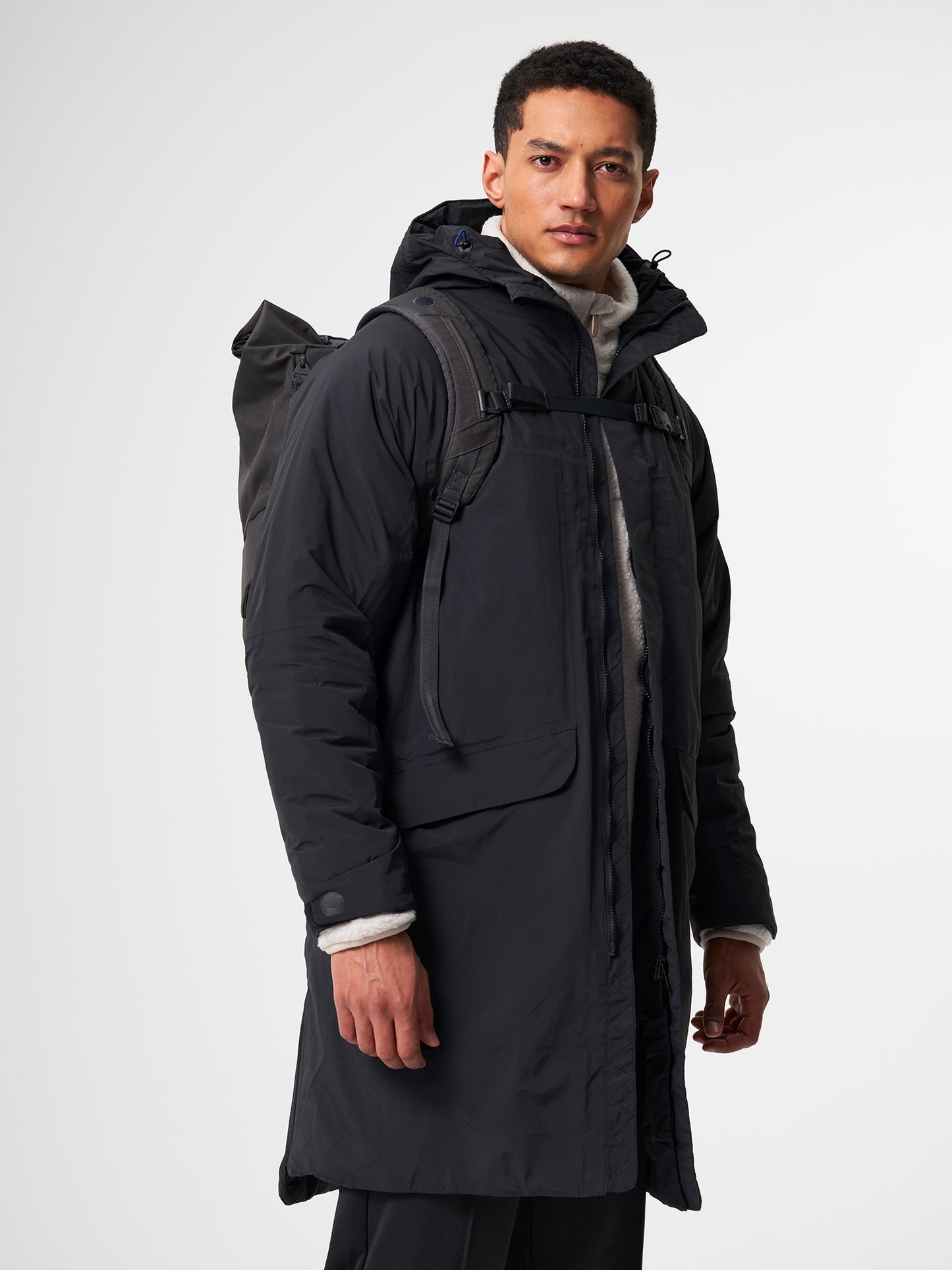 pinqponq-Kross-Deep-Anthra-model-front