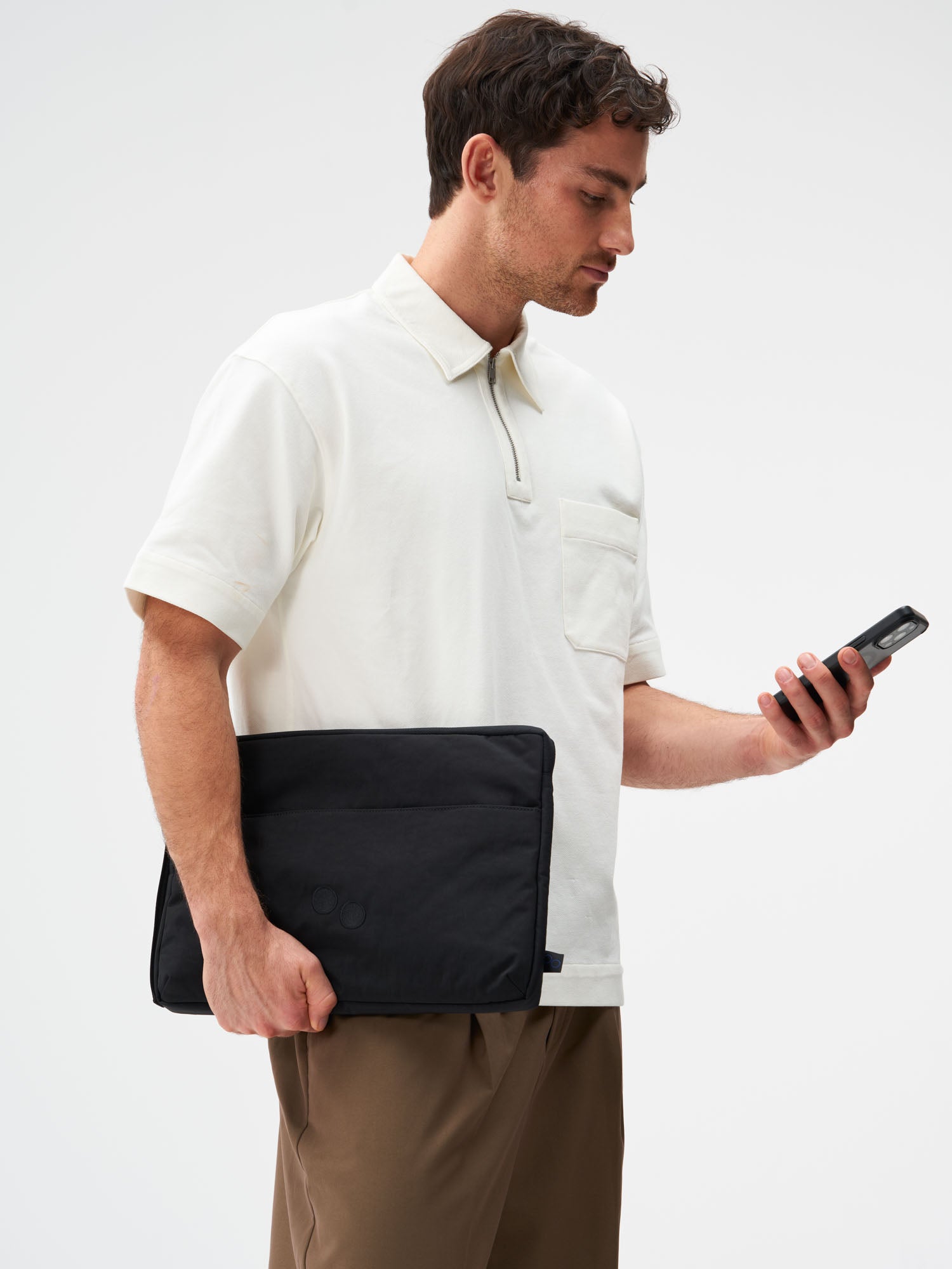 Laptop Sleeve 16 - Crinkle Black