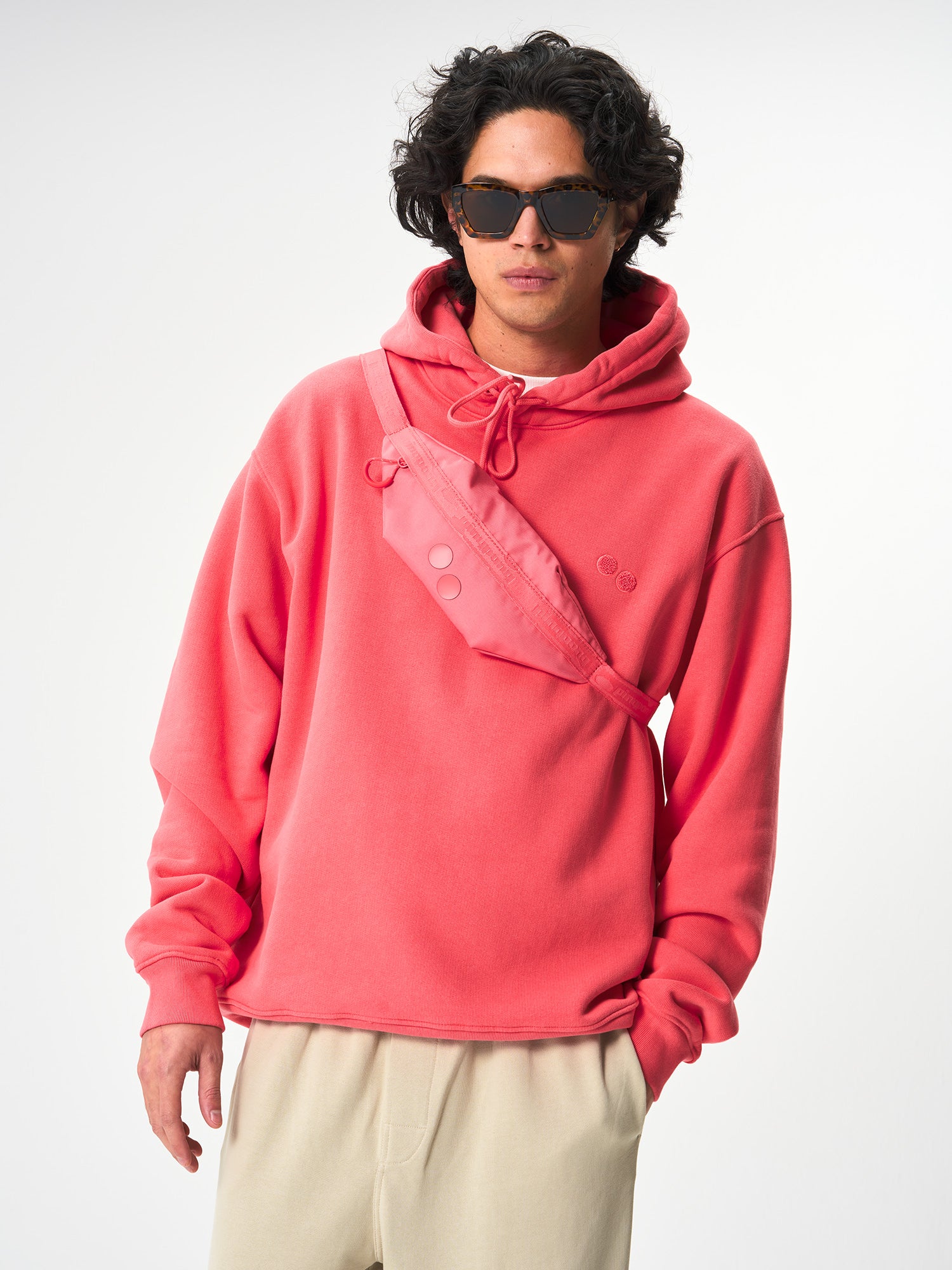 pinqponq-Nik-Watermelon-Pink-model-front