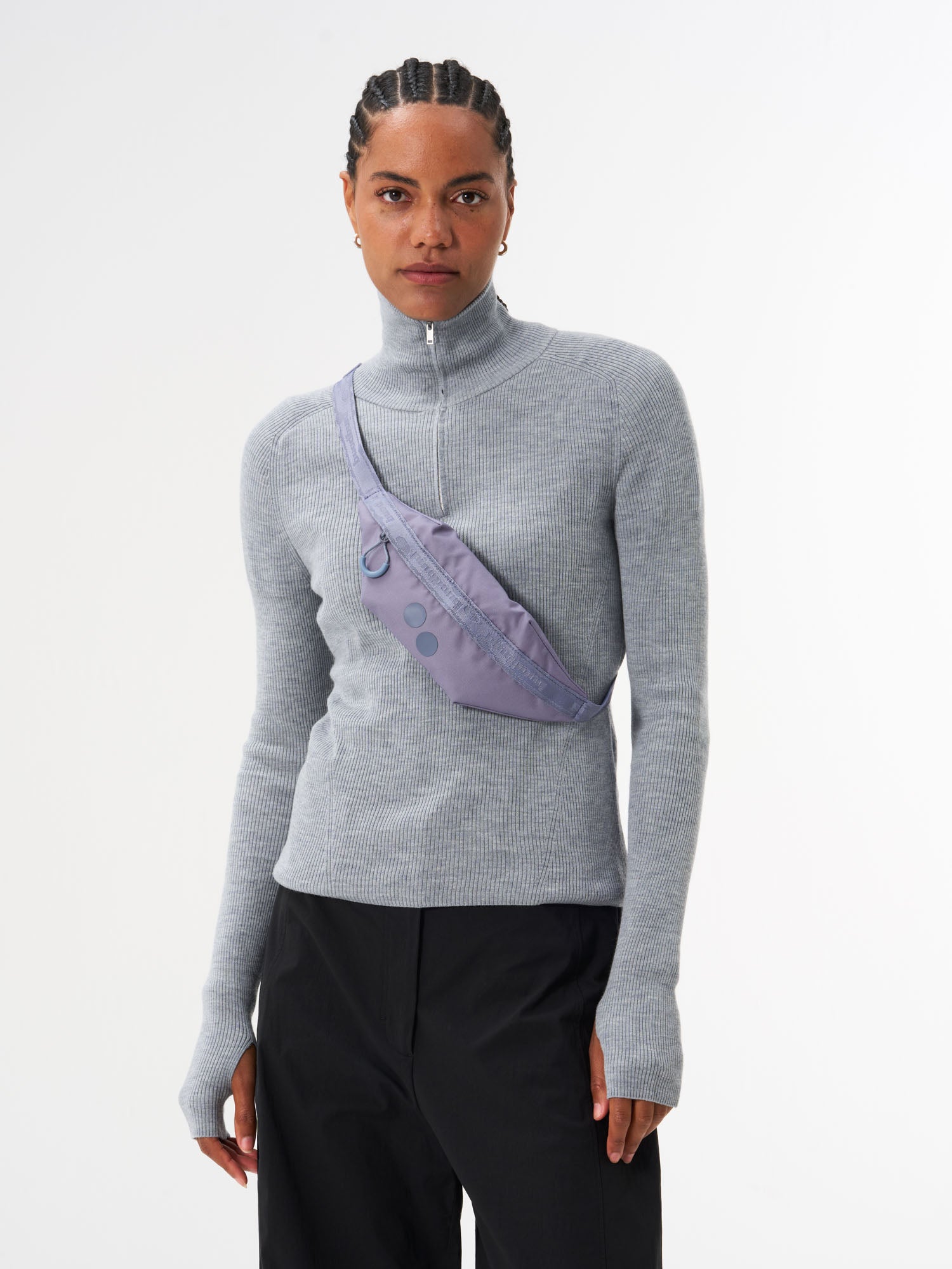 pinqponq-Nik-Haze-Purple-model-front