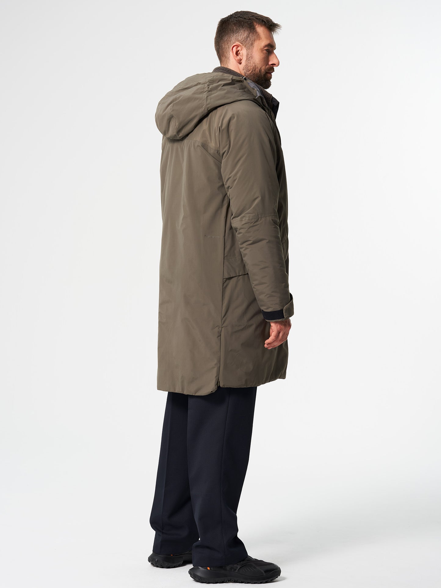 pinqponq-Parka-Unisex-Coffee-Brown-model-side