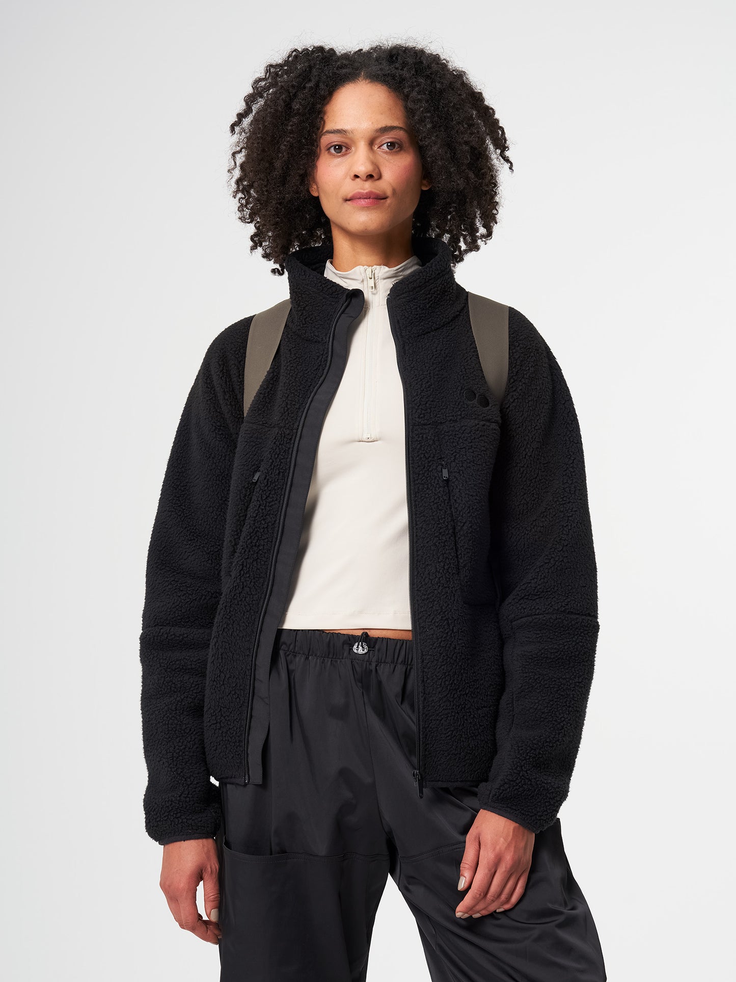 pinqponq-Klak-Construct-Brown-model-front