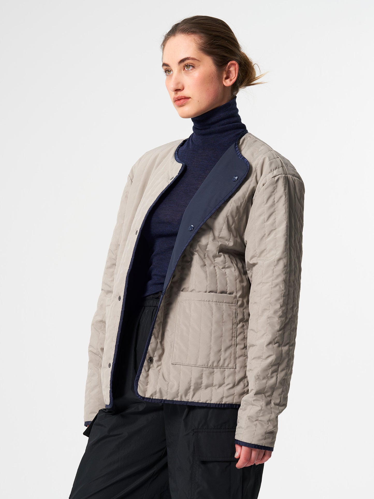 pinqponq-Reversible-Jacket-Unisex-Tune-Navy-model-front