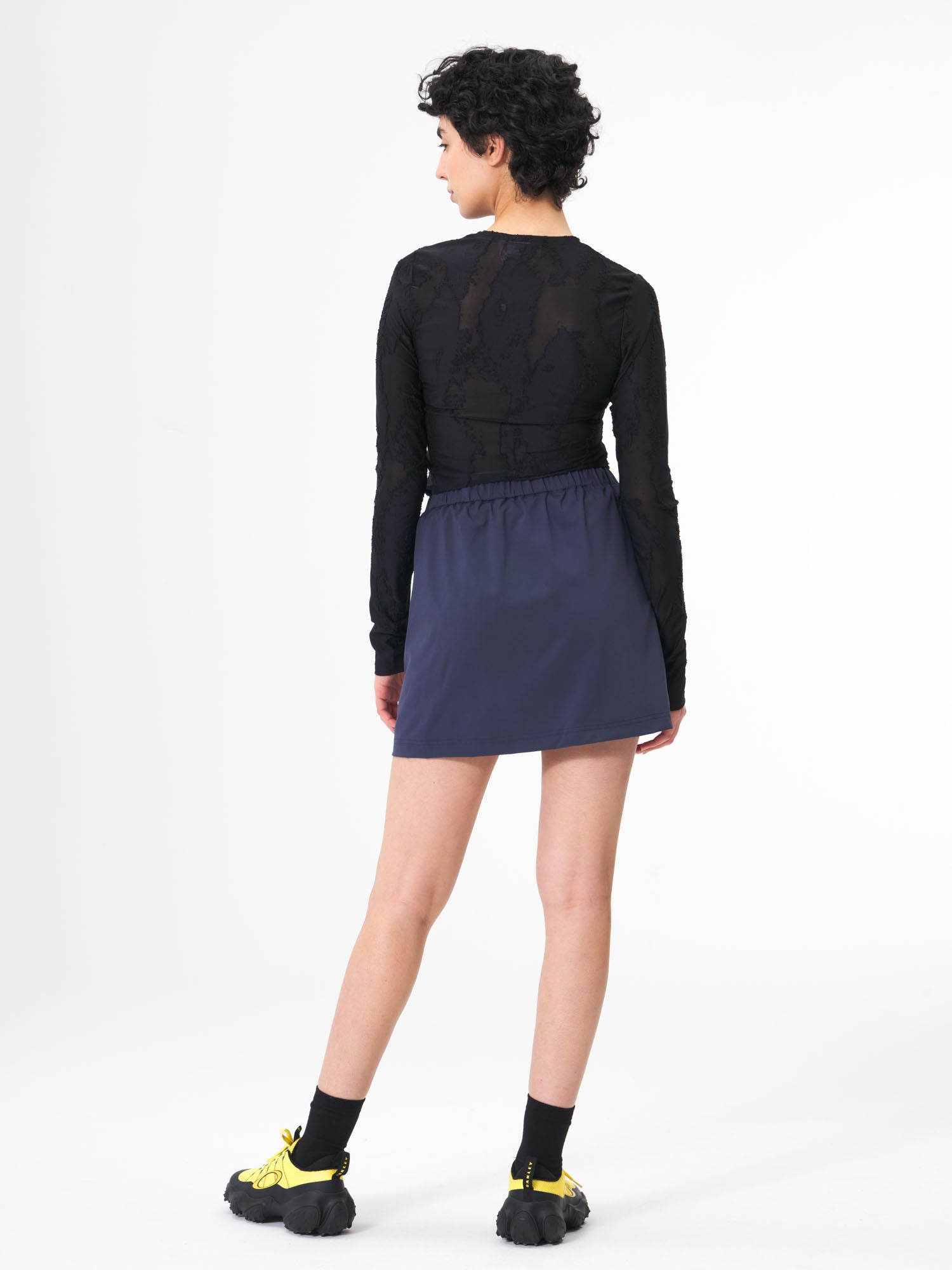 pinqponq-Skort-Basalt-Grey-model-female-back