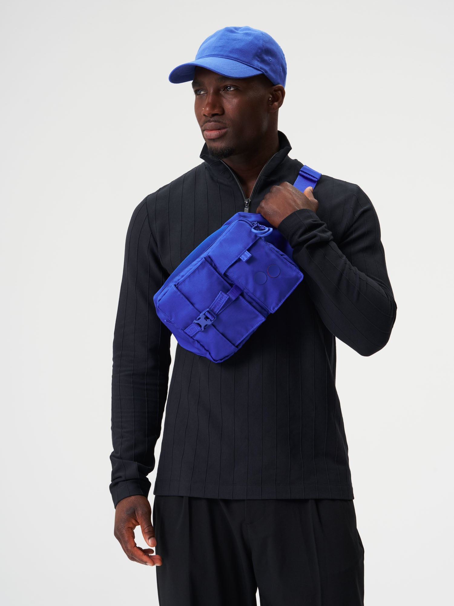 pinqponq-Tetrik-Ultimate-Blue-model-front