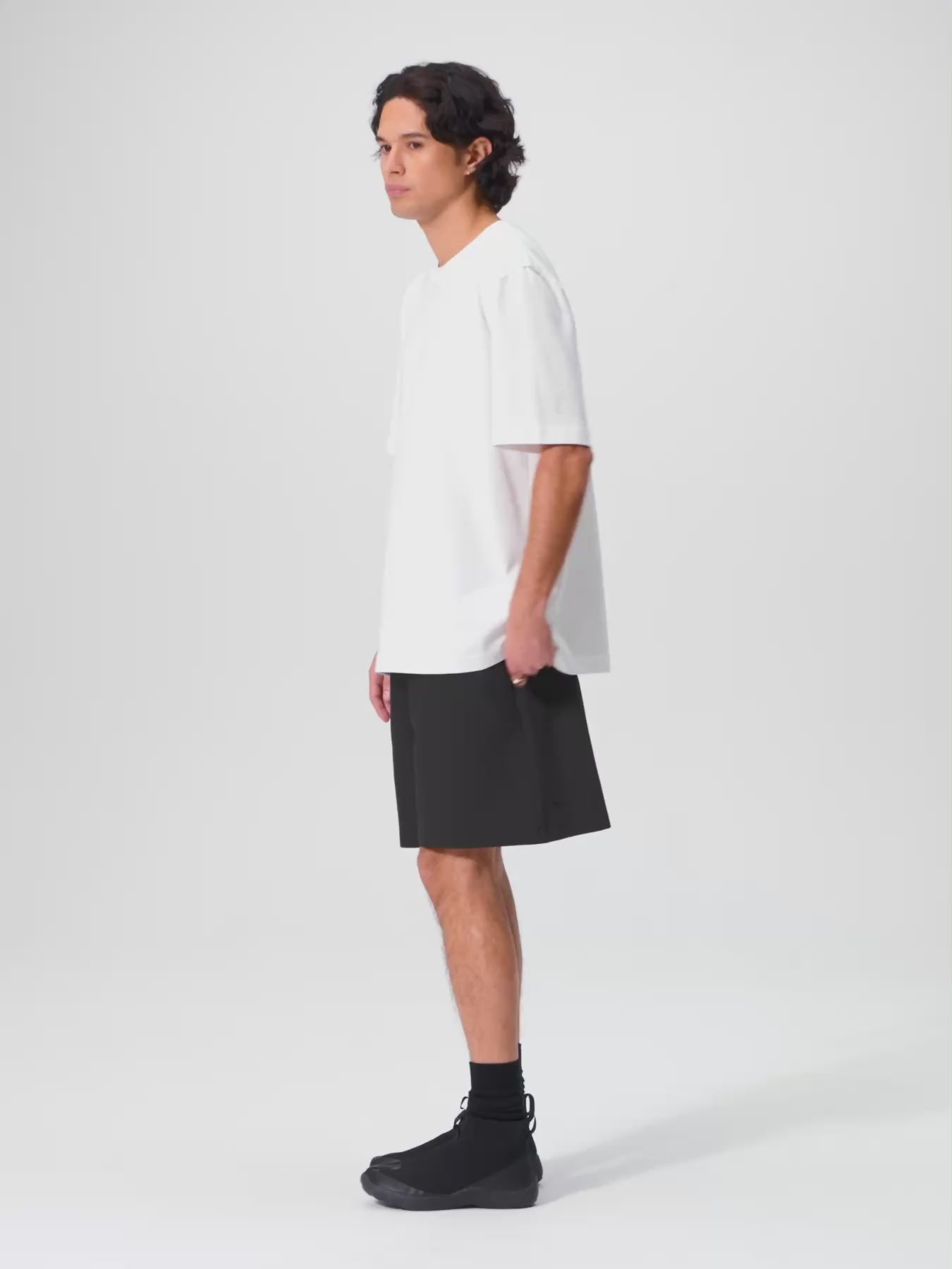 pinqponq-Active-Shorts-Peat-Black-model-video