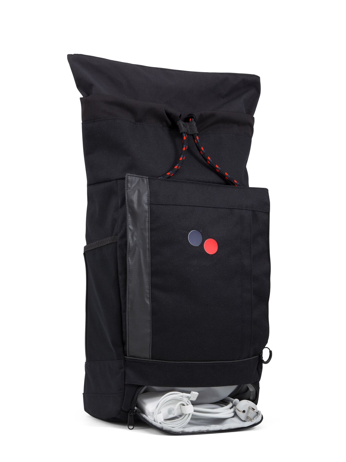 pinqponq-backpack-Blok-Medium-Licorice-Black-detail