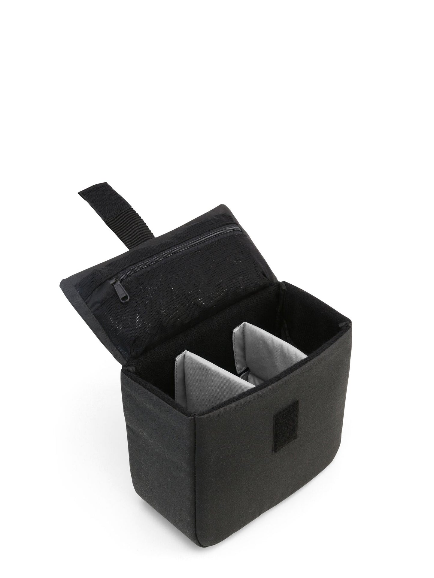 pinqponq-Klick-Large-Rooted-Black-open