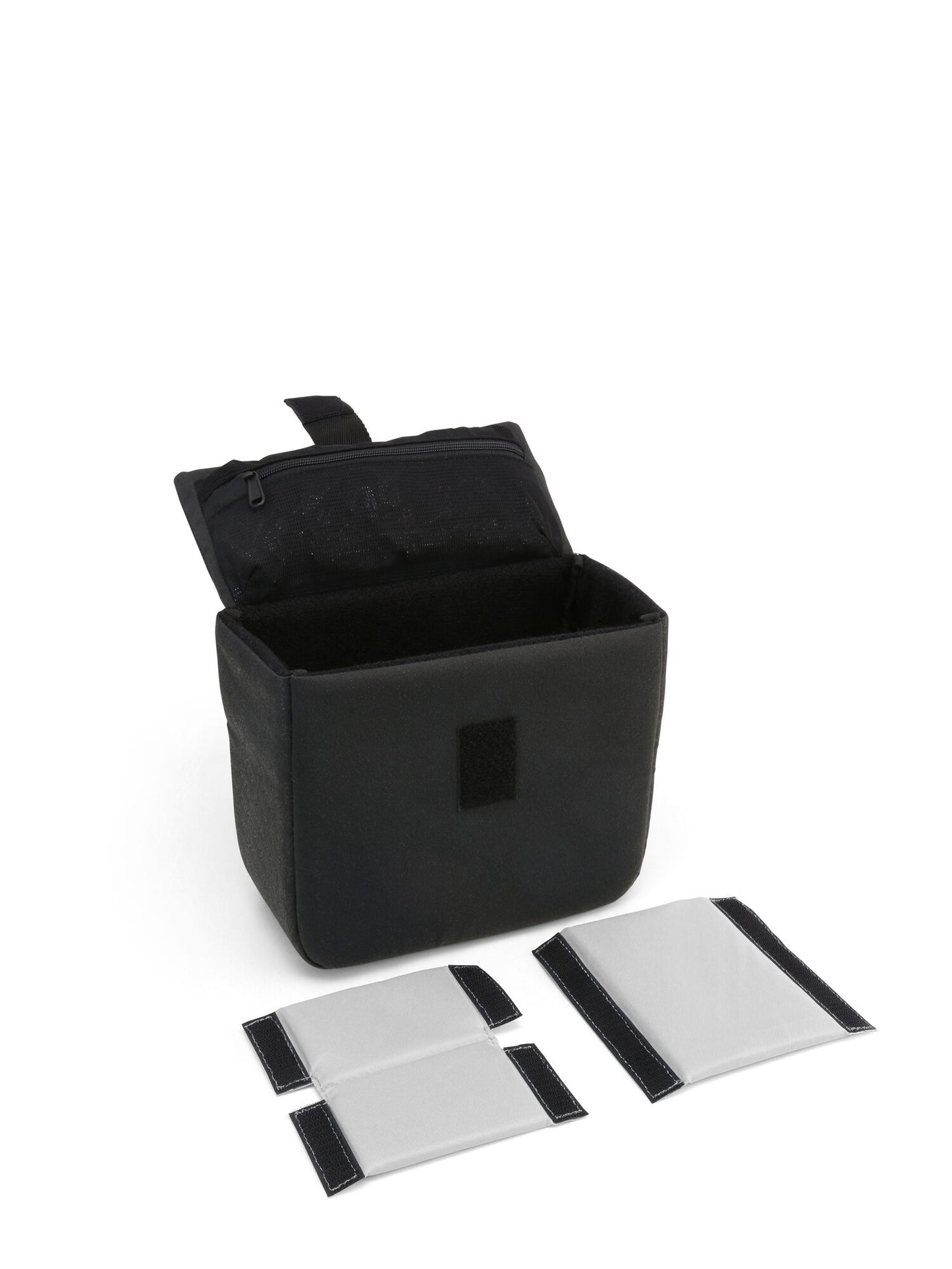 pinqponq-Klick-Large-Rooted-Black-open