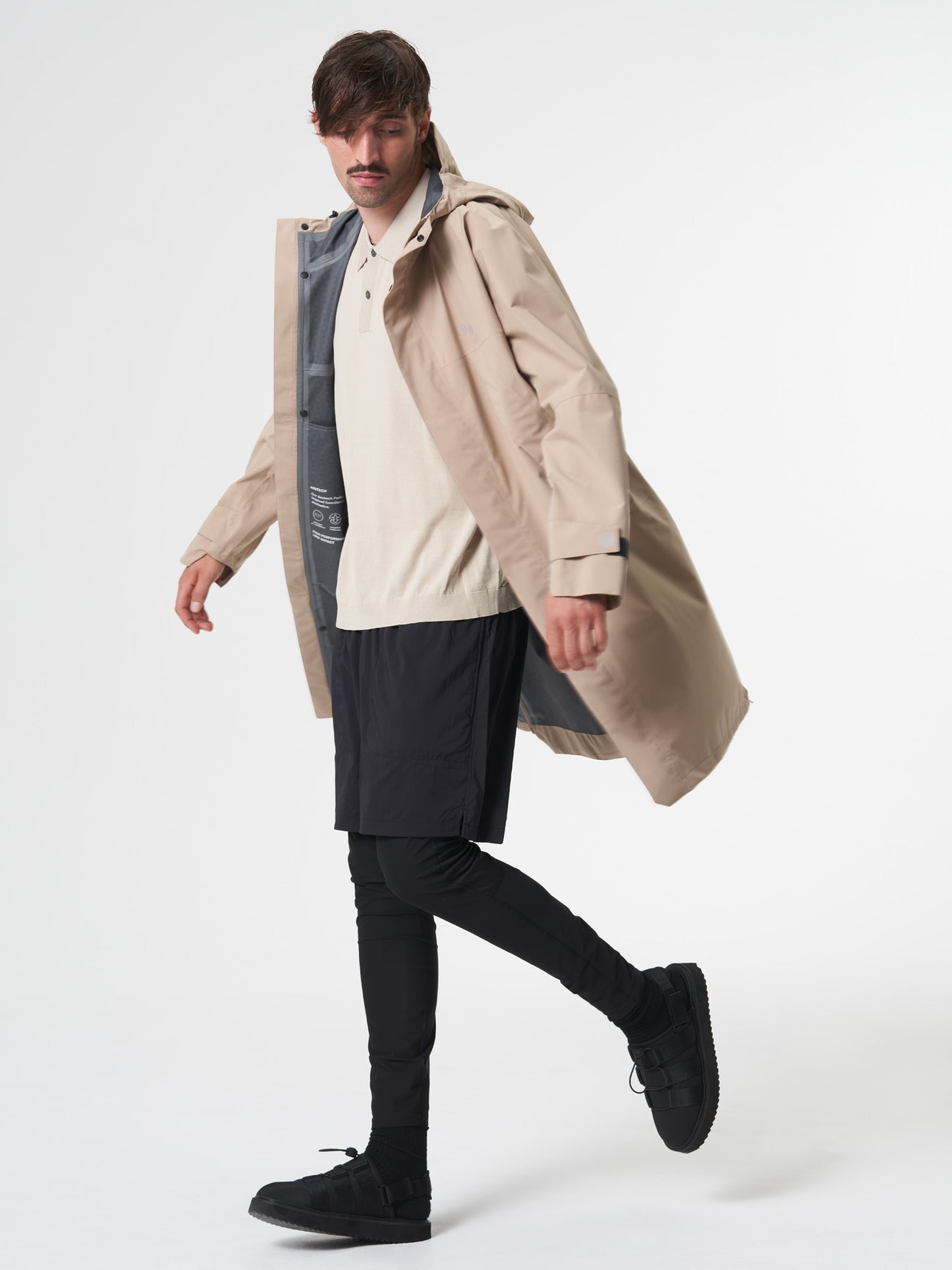 pinqponq-Aestech-rain-Parka-Caramel-Khaki-unisex-model-side