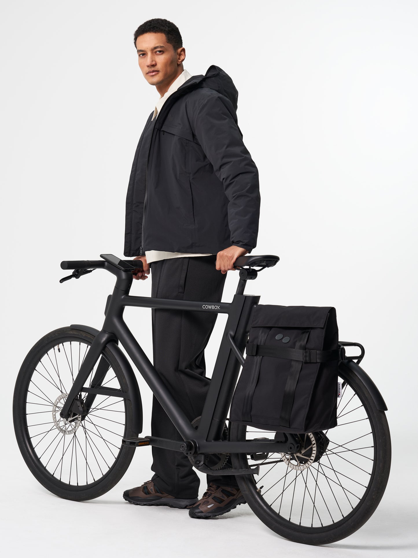 Pendik TB - Solid Black